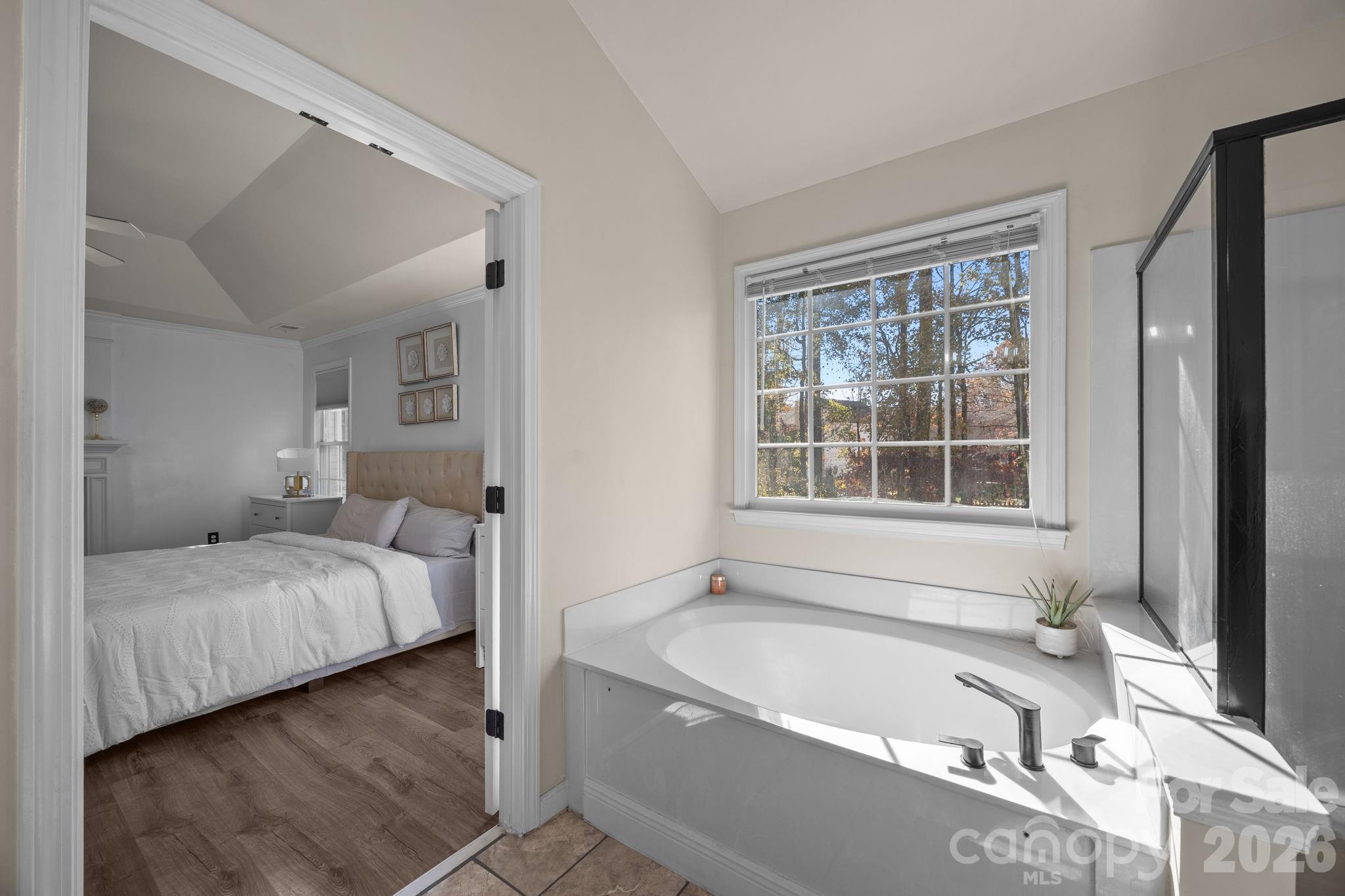 7708 Harrington Woods Road Property Photo 21
