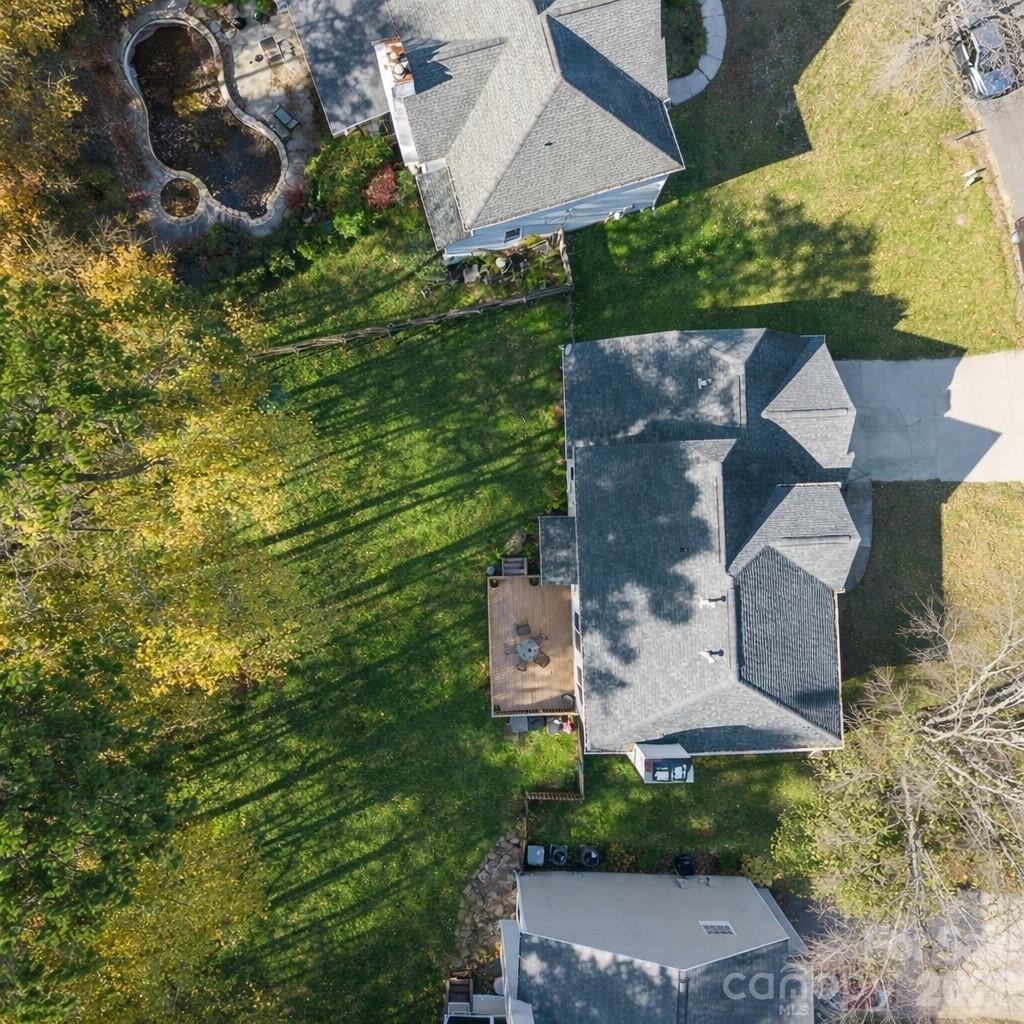 7708 Harrington Woods Road Property Photo 30
