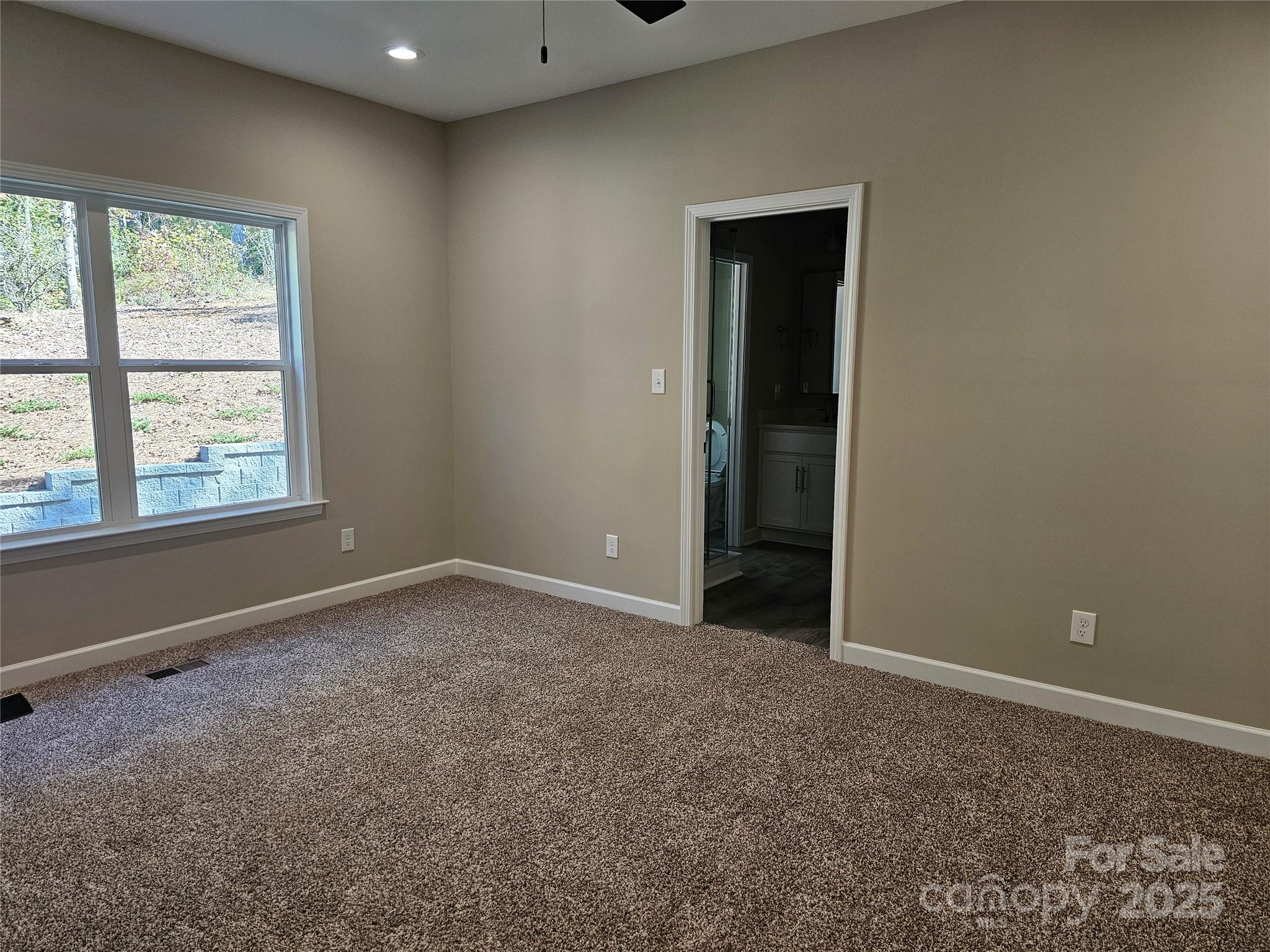 3679 Travertine Drive Property Photo 10