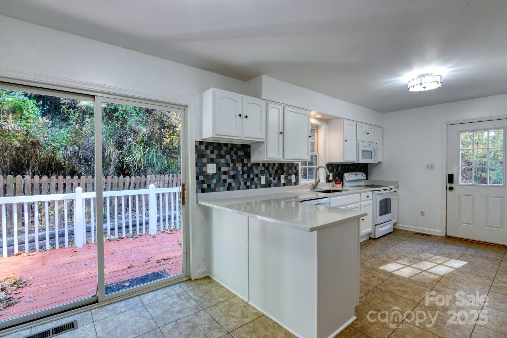 34 East Street Property Photo 7