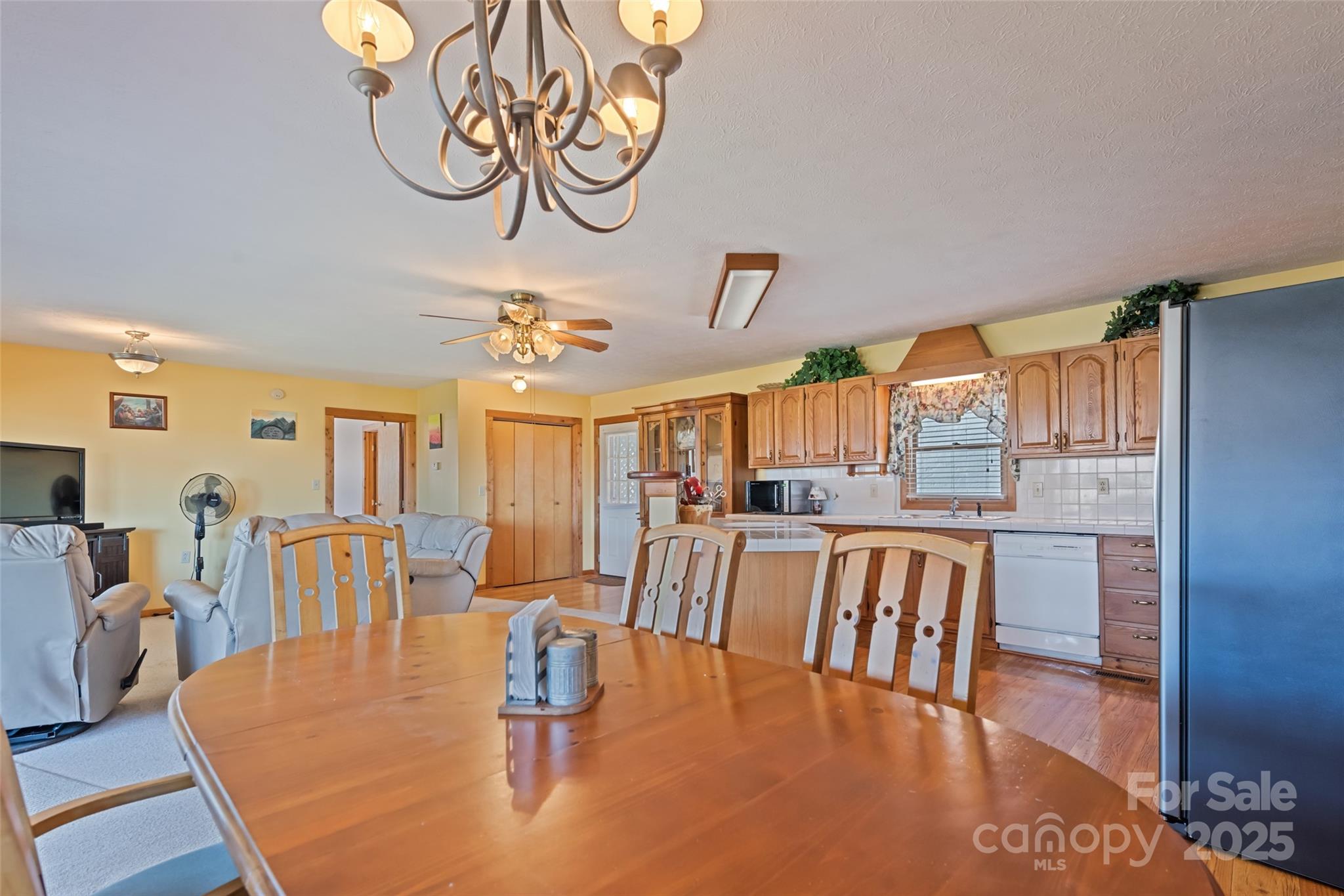 443 Cedarwood Drive Property Photo 11