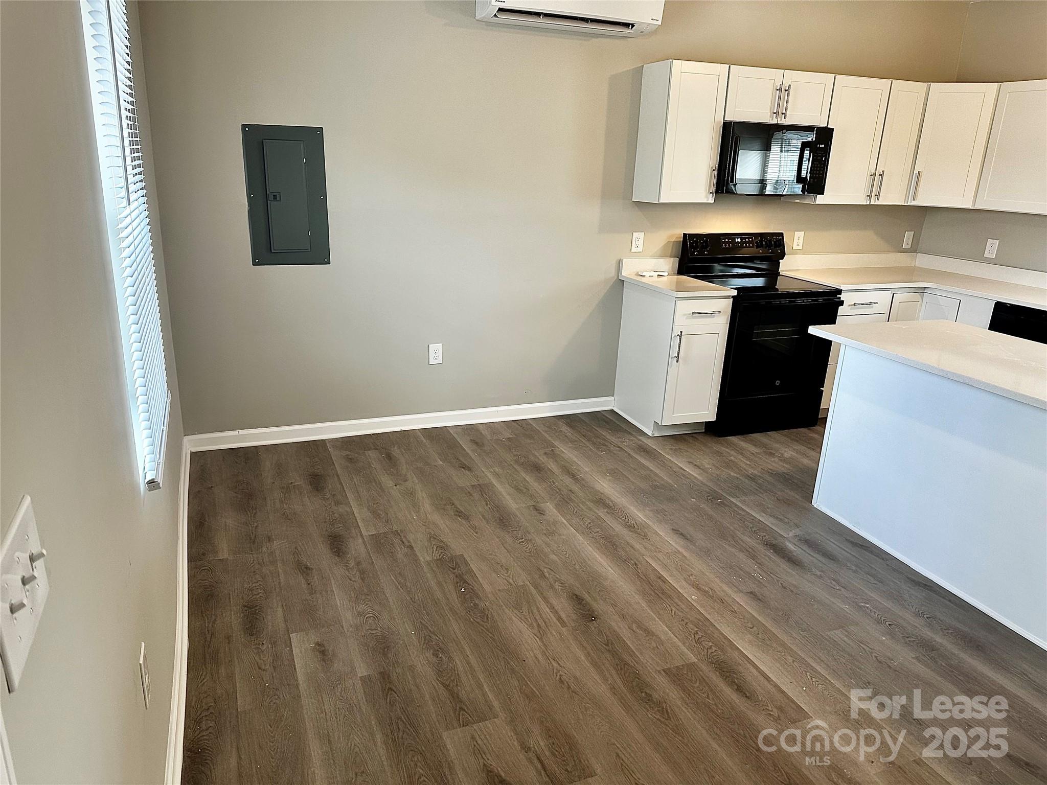 215 Cotton Grove Road Property Photo 3