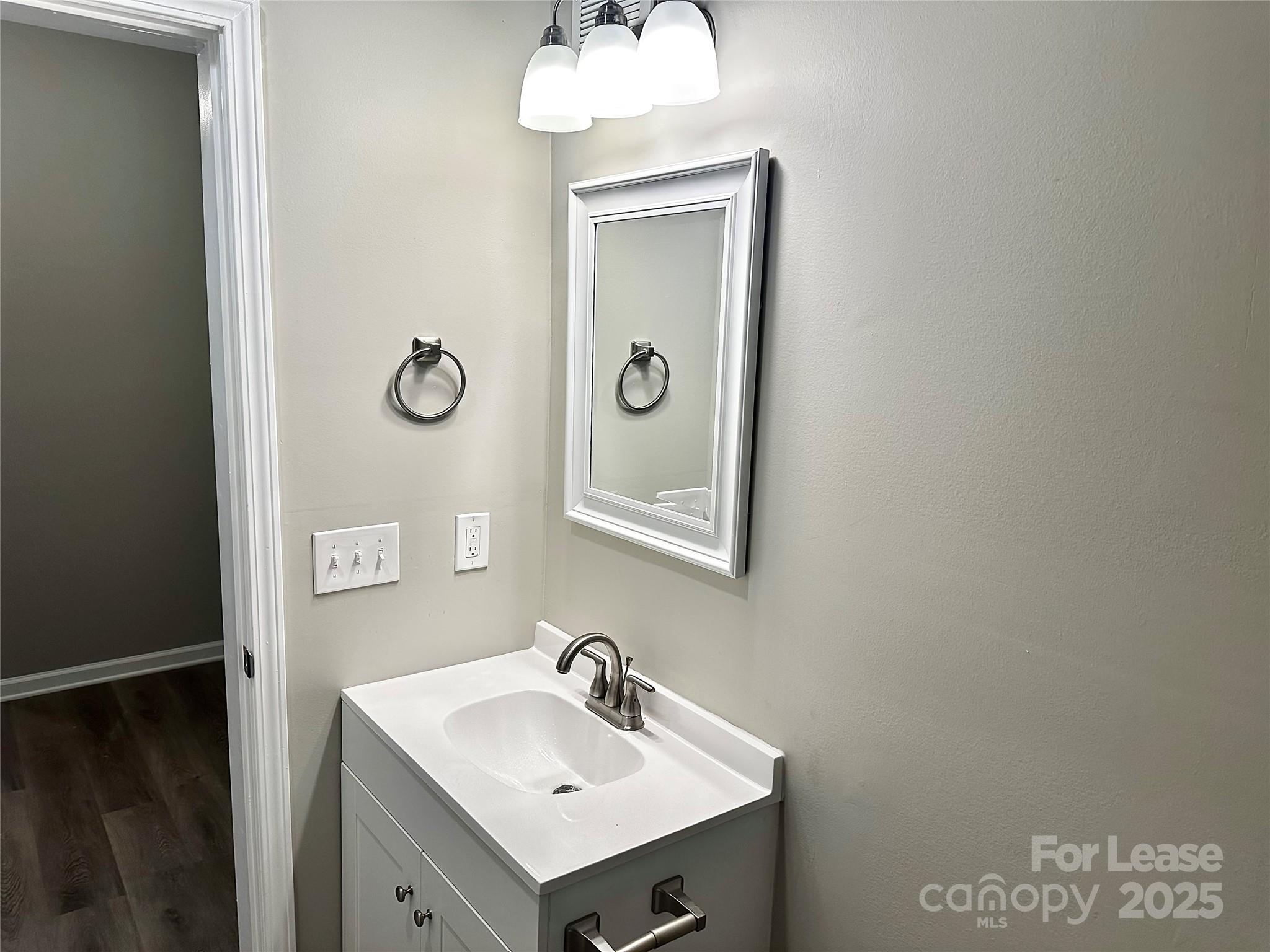 215 Cotton Grove Road Property Photo 14