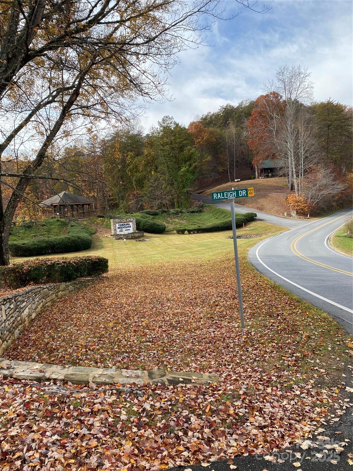 0000 Raleigh Drive 8 & 9 Property Photo 18
