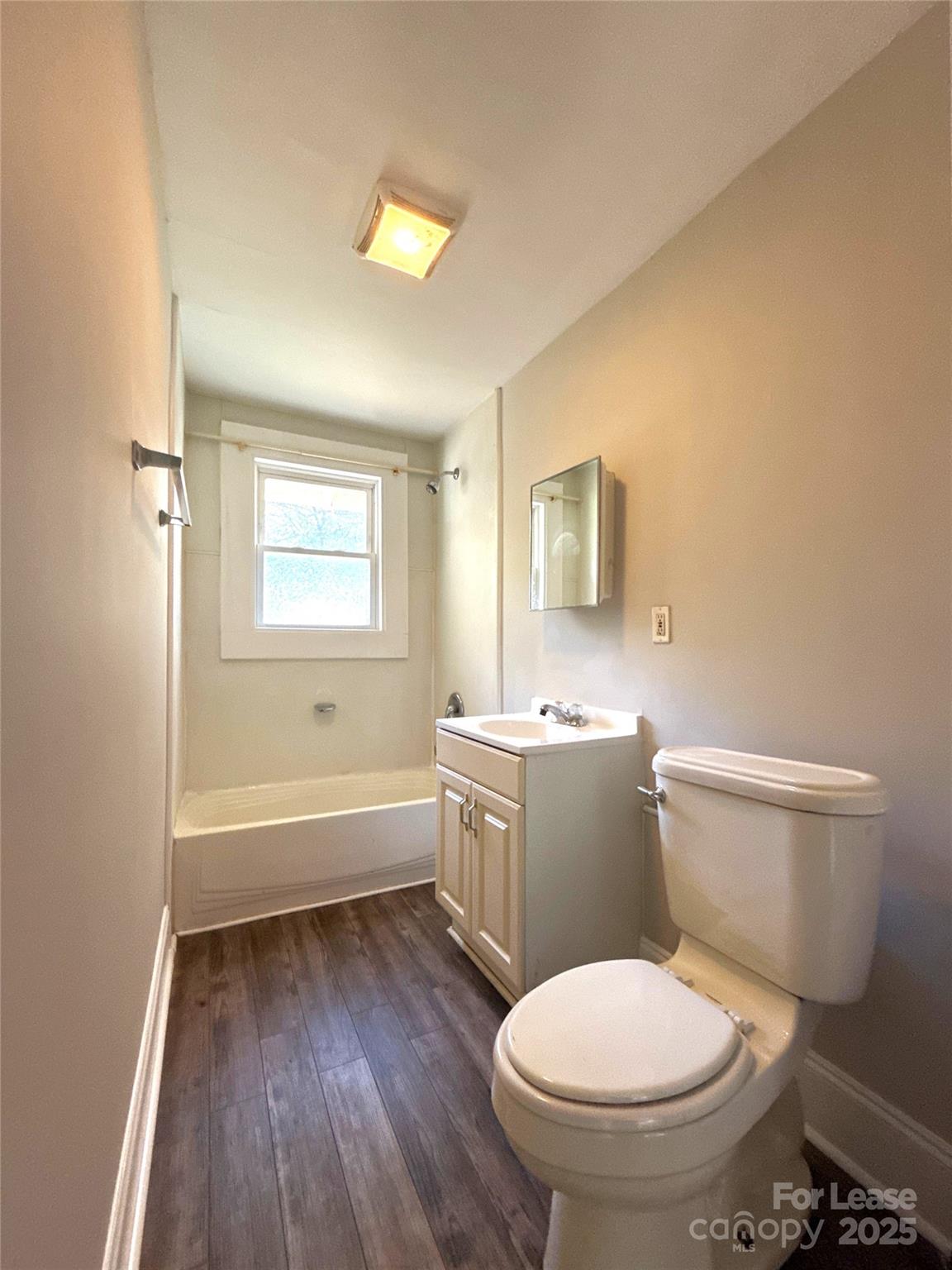 904 Harrill Street Property Photo 9
