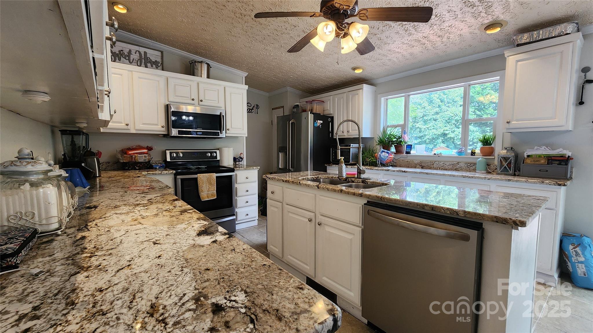 1235 Sulphur Springs Road Property Photo 6