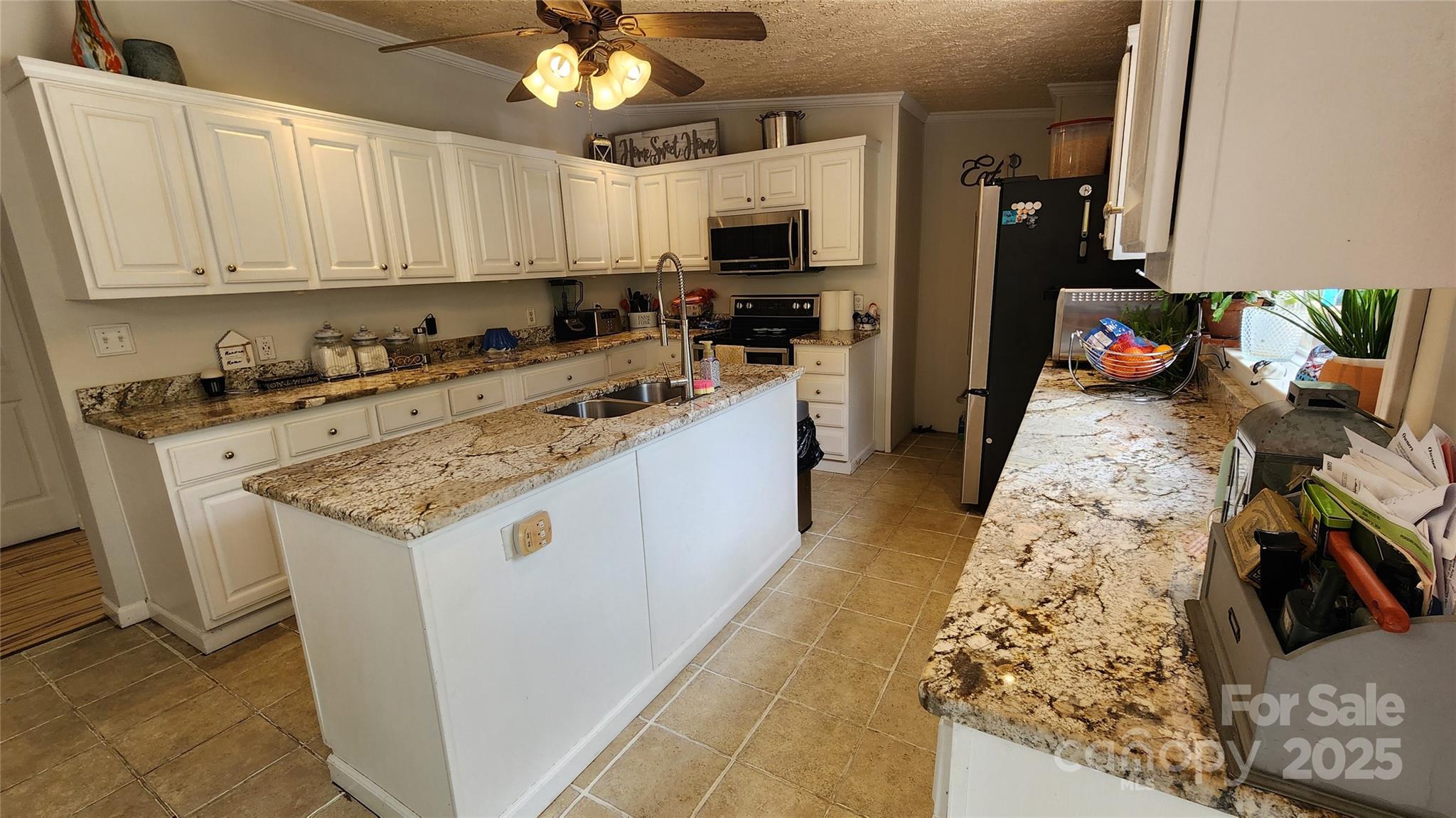 1235 Sulphur Springs Road Property Photo 8