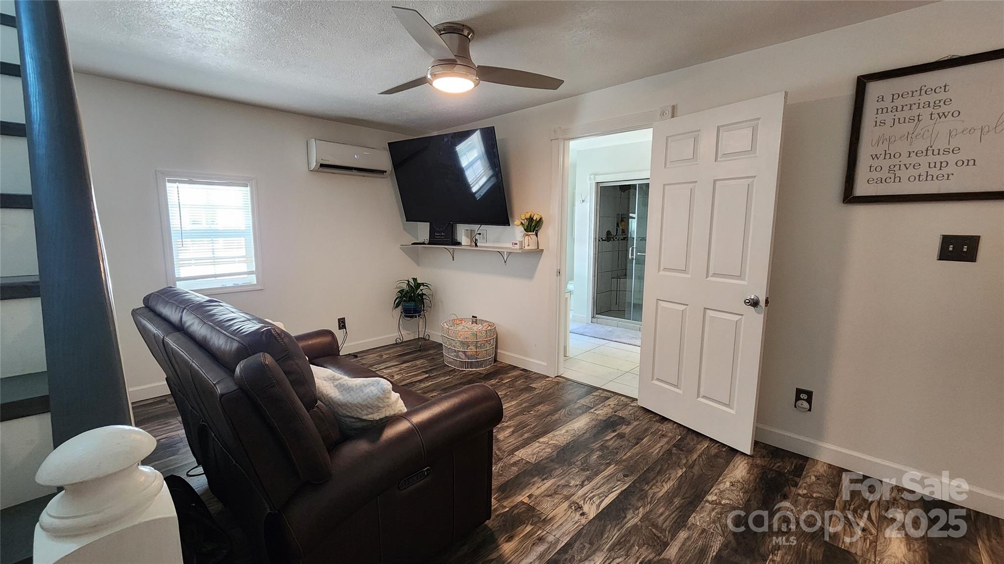 1235 Sulphur Springs Road Property Photo 9