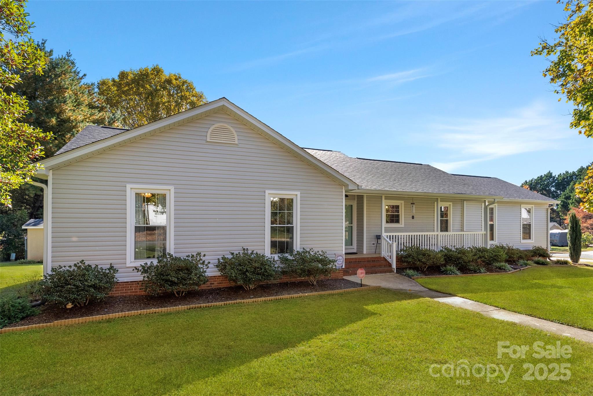 4330 Cross Ridge Drive Property Photo 1