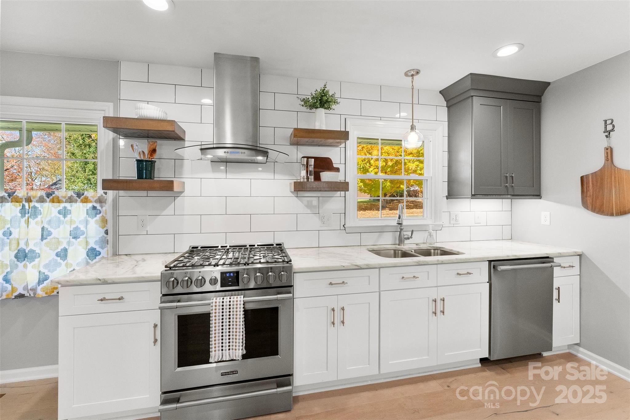 4330 Cross Ridge Drive Property Photo 8