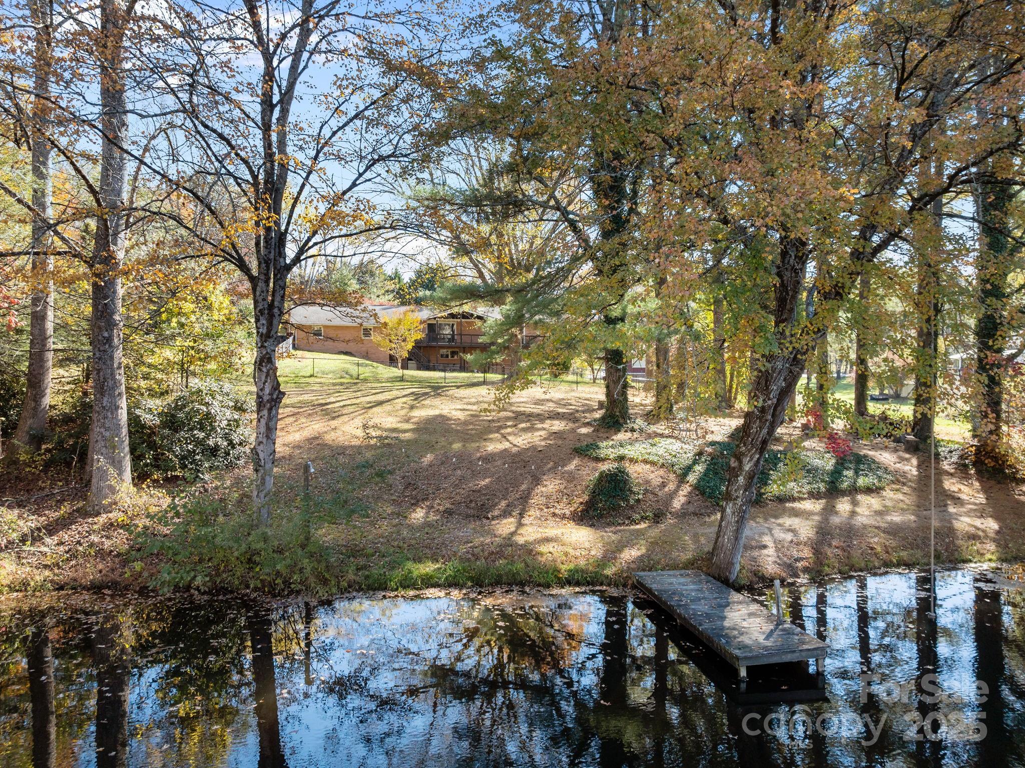 20 Country Road Property Photo 4