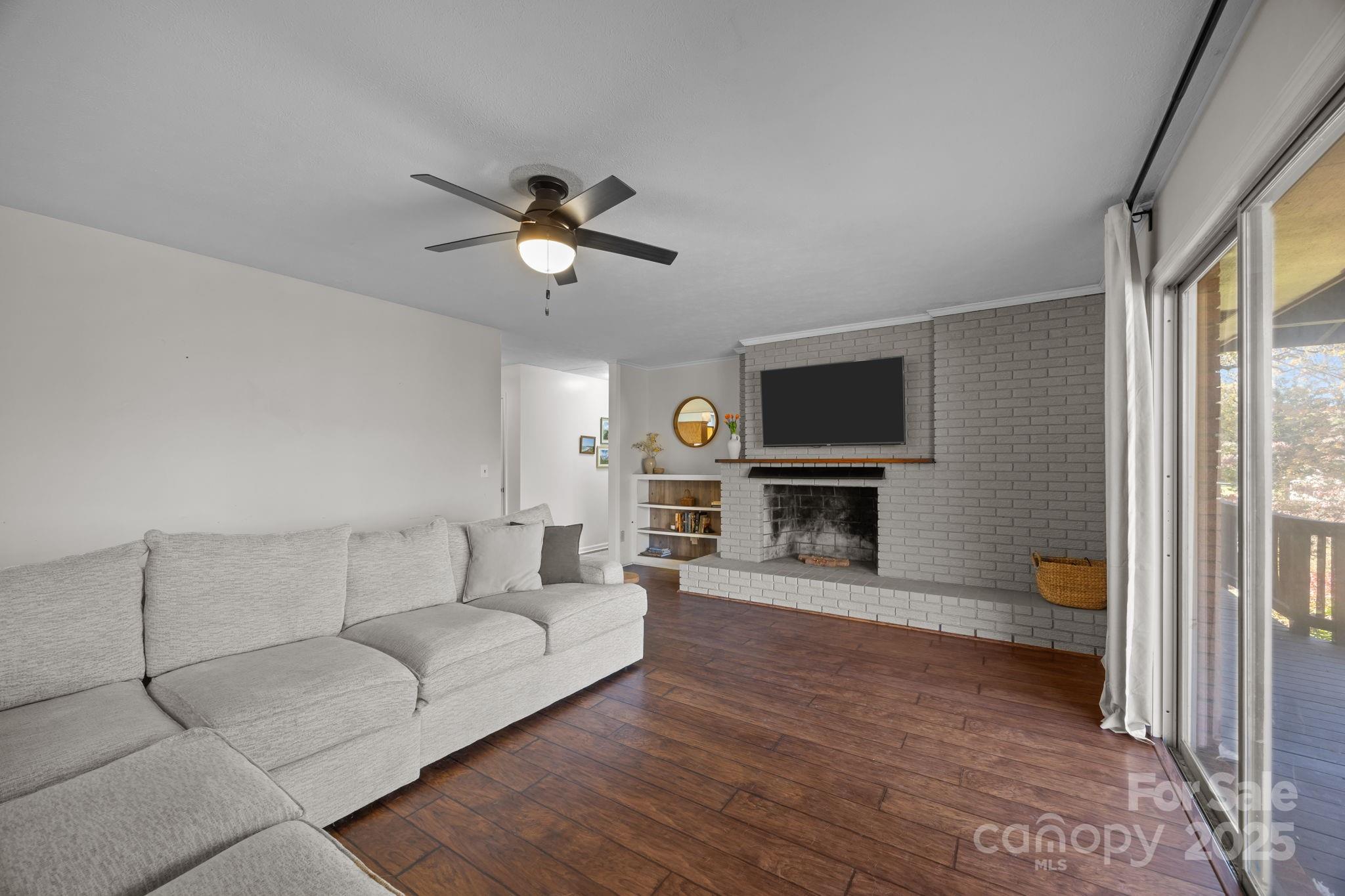 20 Country Road Property Photo 8