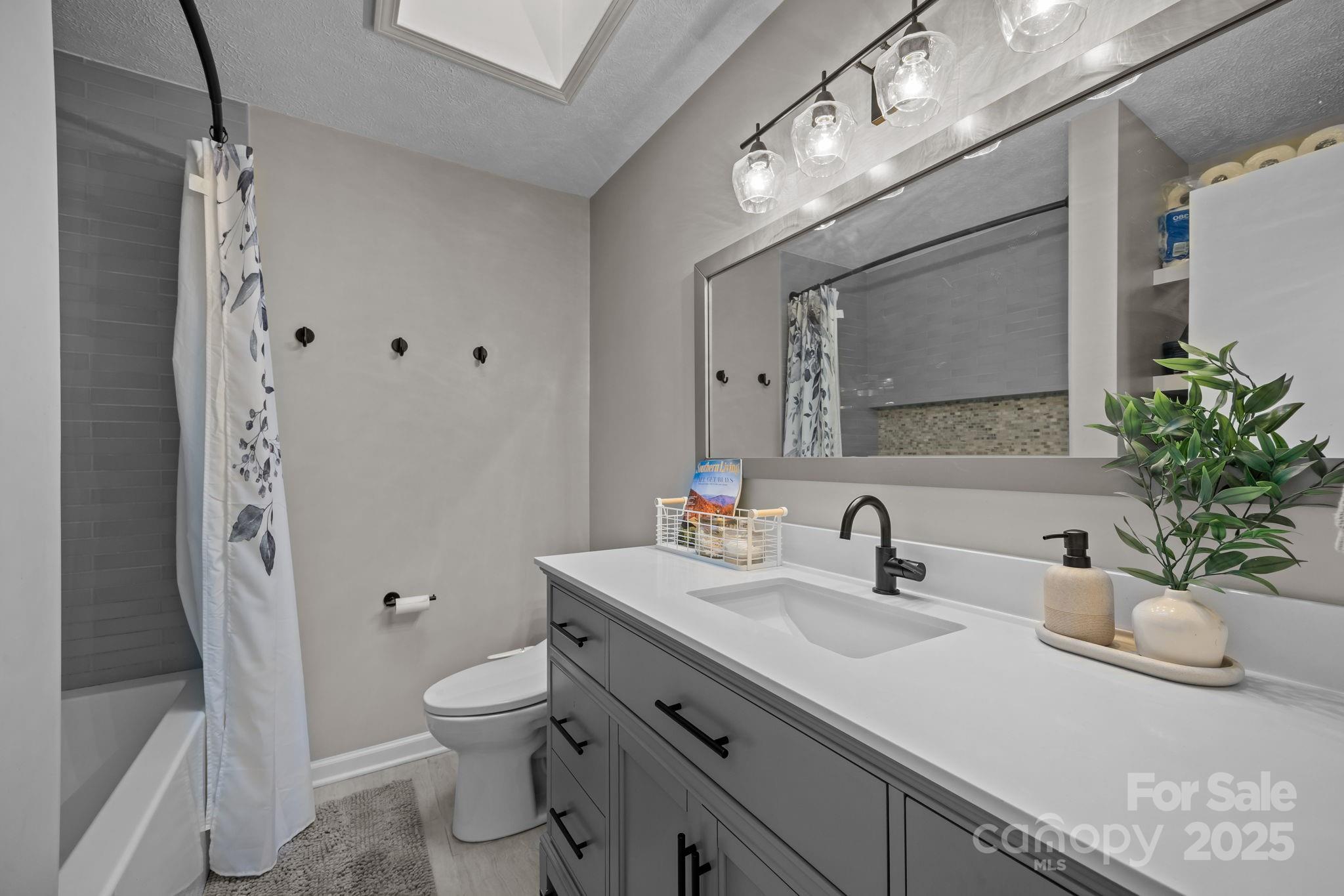 20 Country Road Property Photo 14