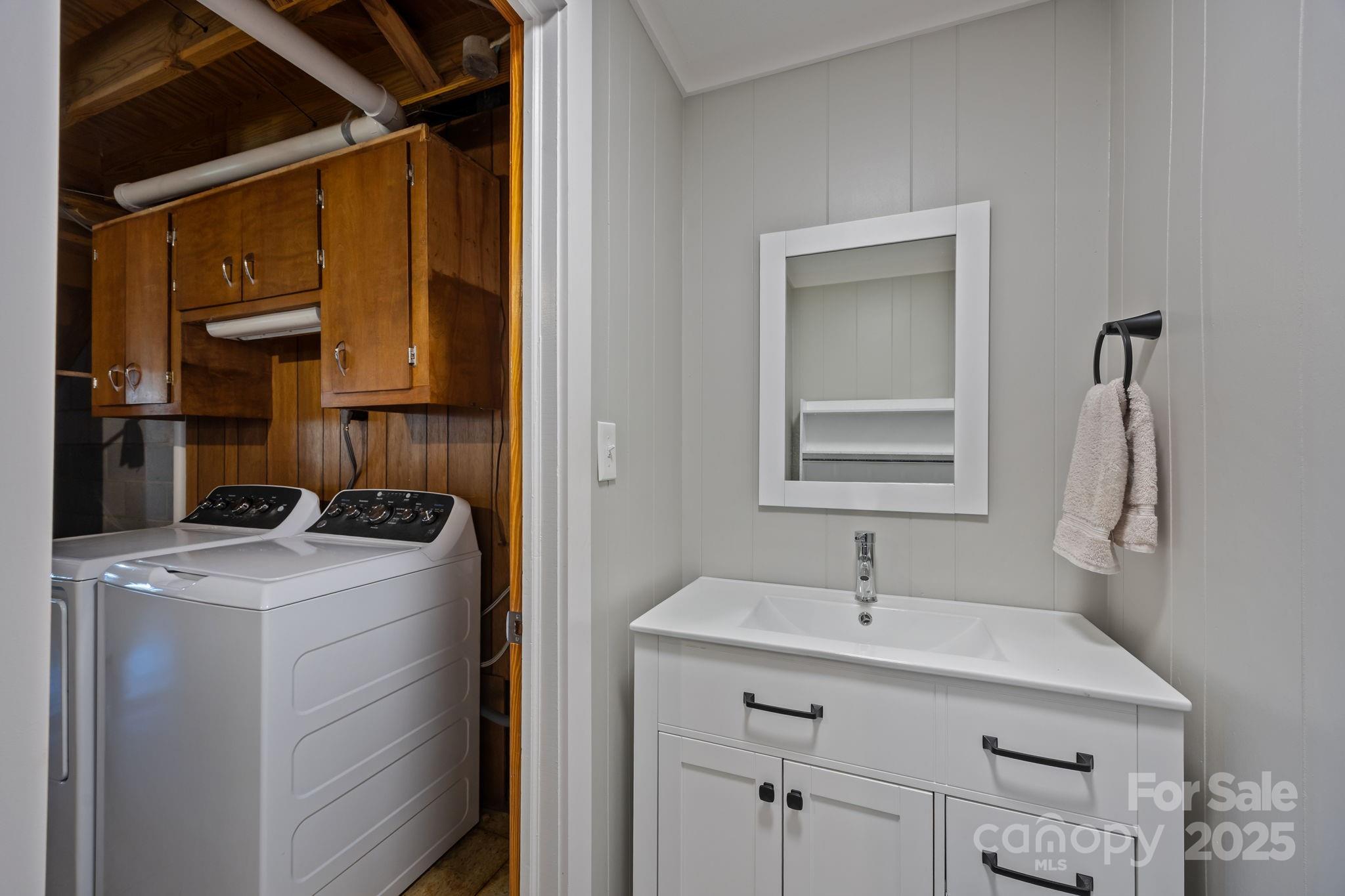 20 Country Road Property Photo 16