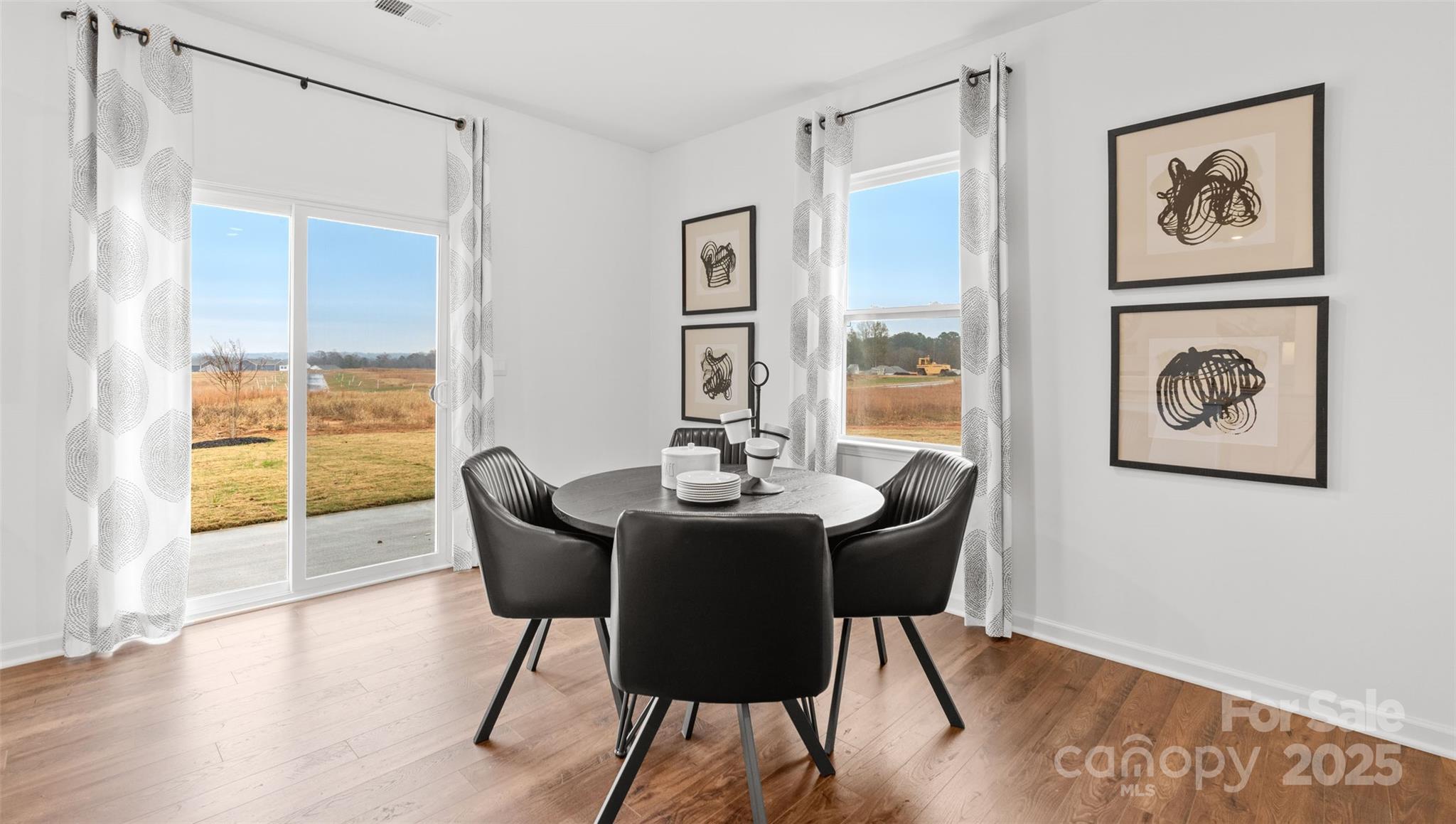 1534 Secrest Commons Drive Property Photo 12