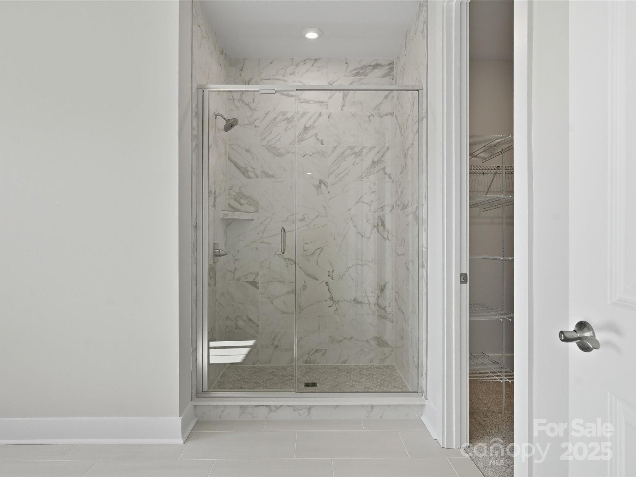 323 Ardmore Drive Property Photo 20