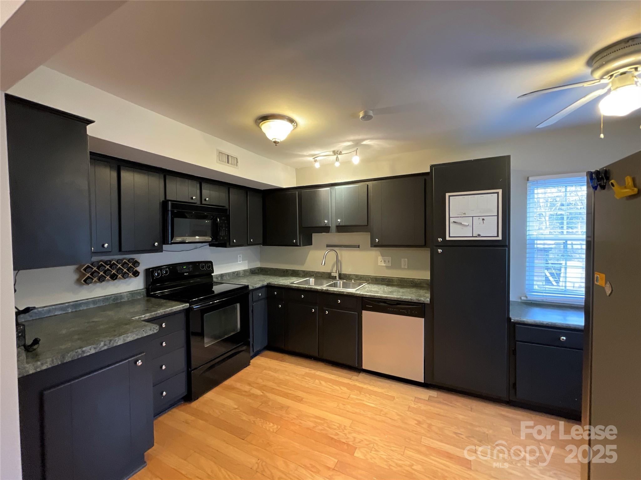 7624 Zermatt Lane Property Photo 5