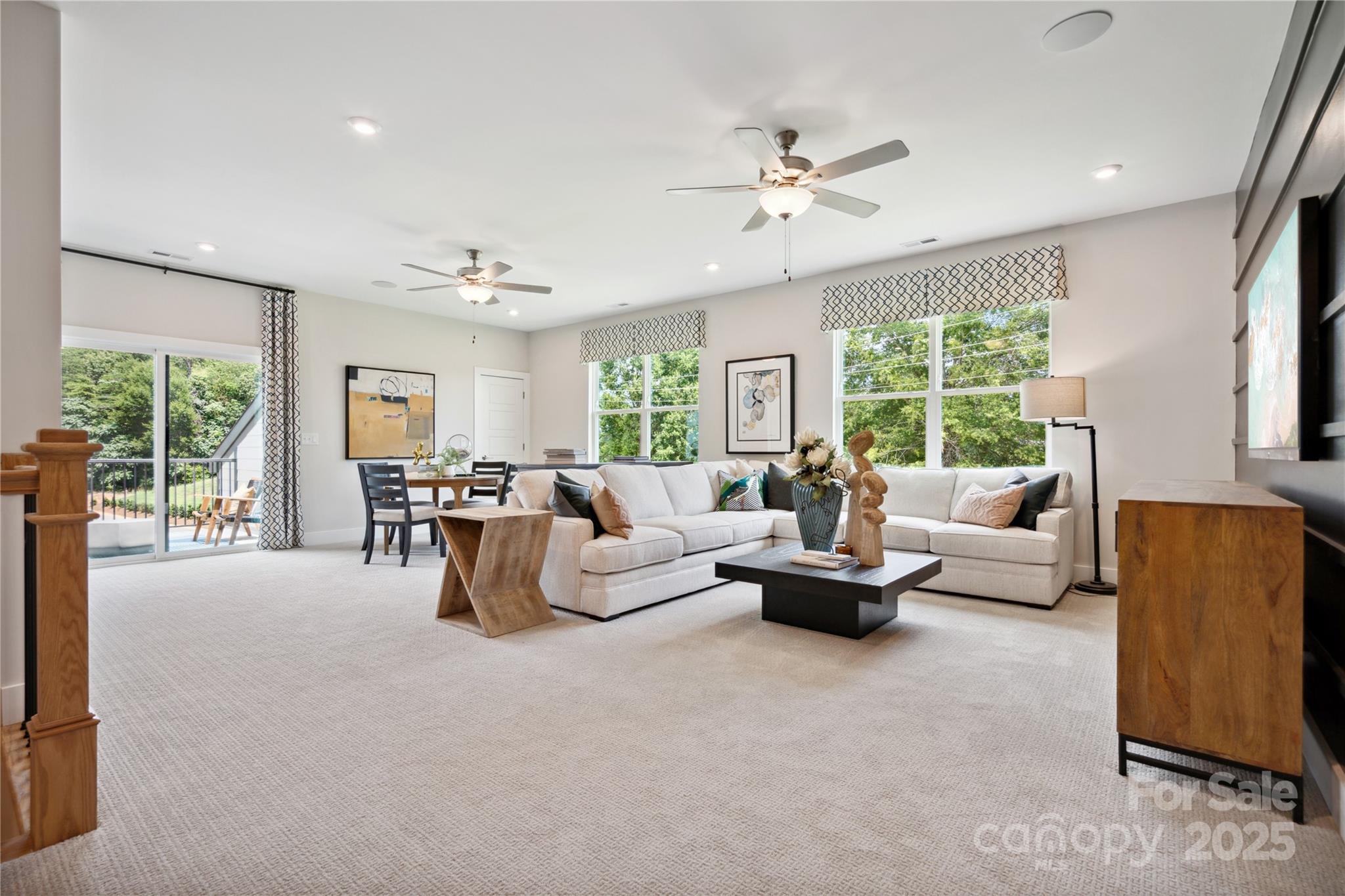 312 Ardmore Drive Property Photo 15