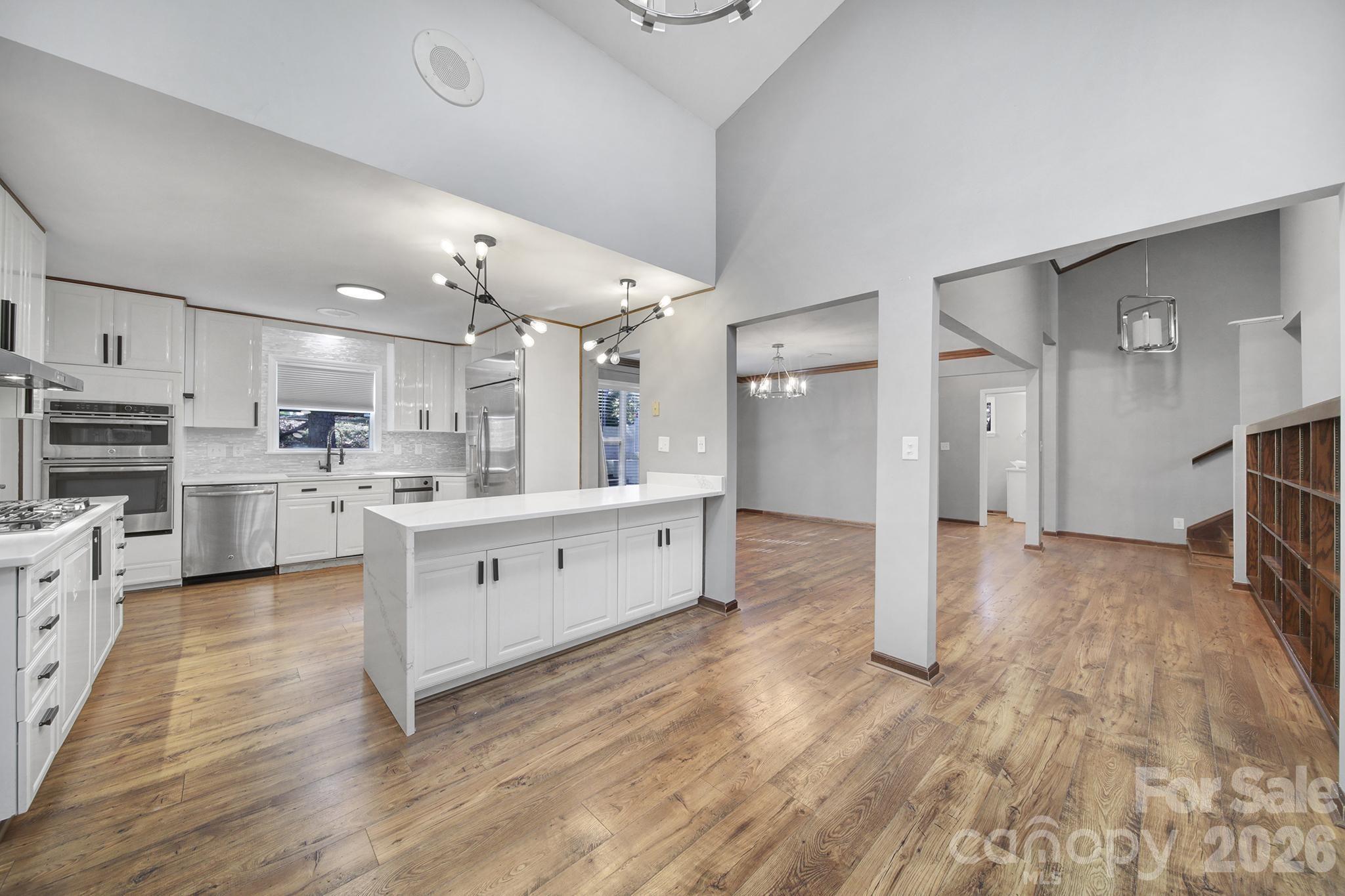 7005 Tega Cay Drive Property Photo 13