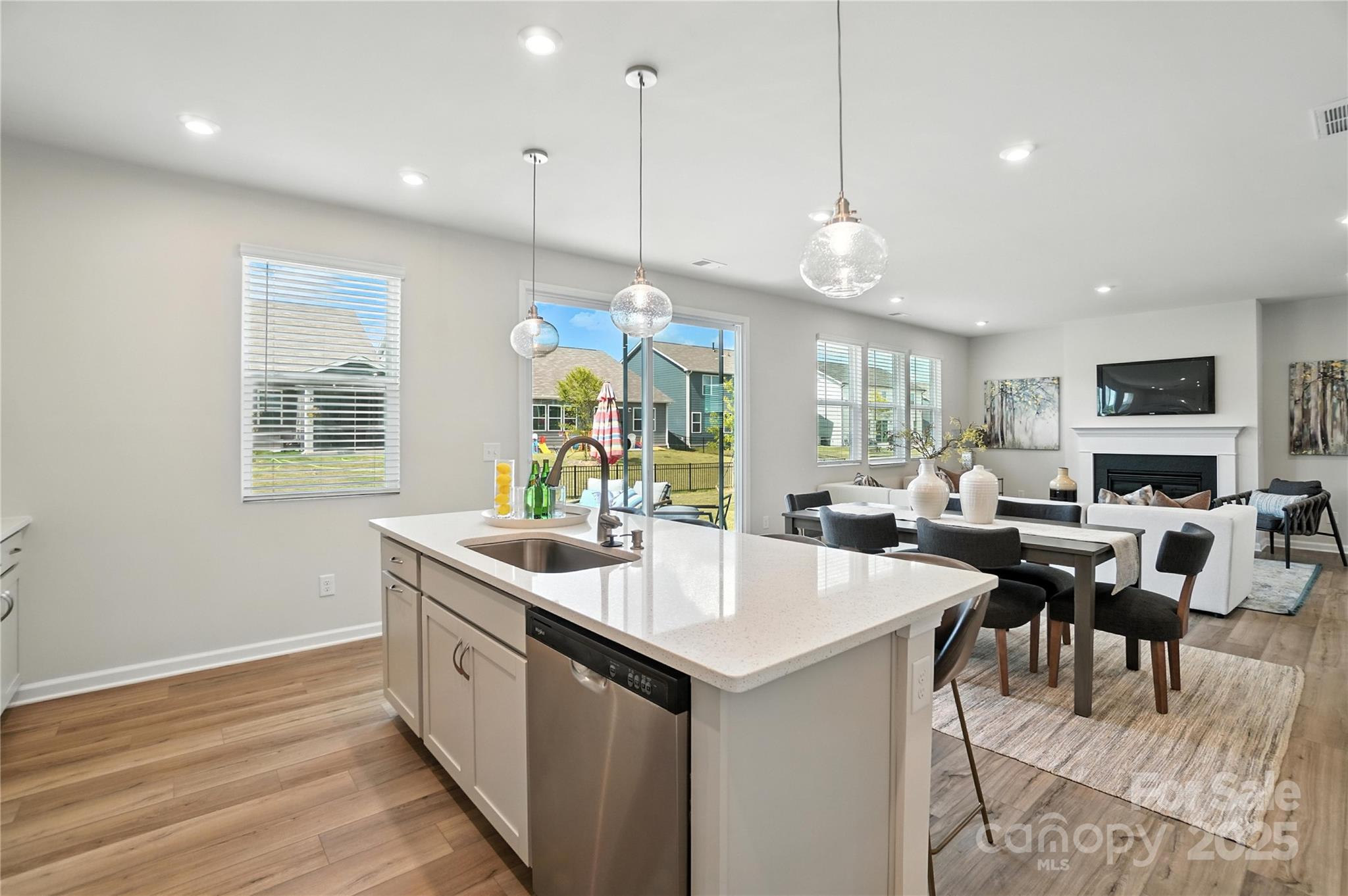 2829 Westmont Drive Property Photo 15