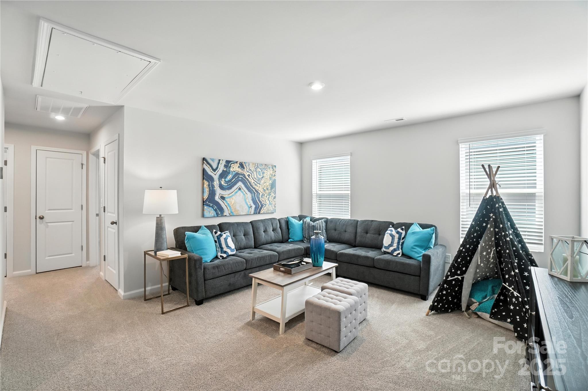 2829 Westmont Drive Property Photo 18