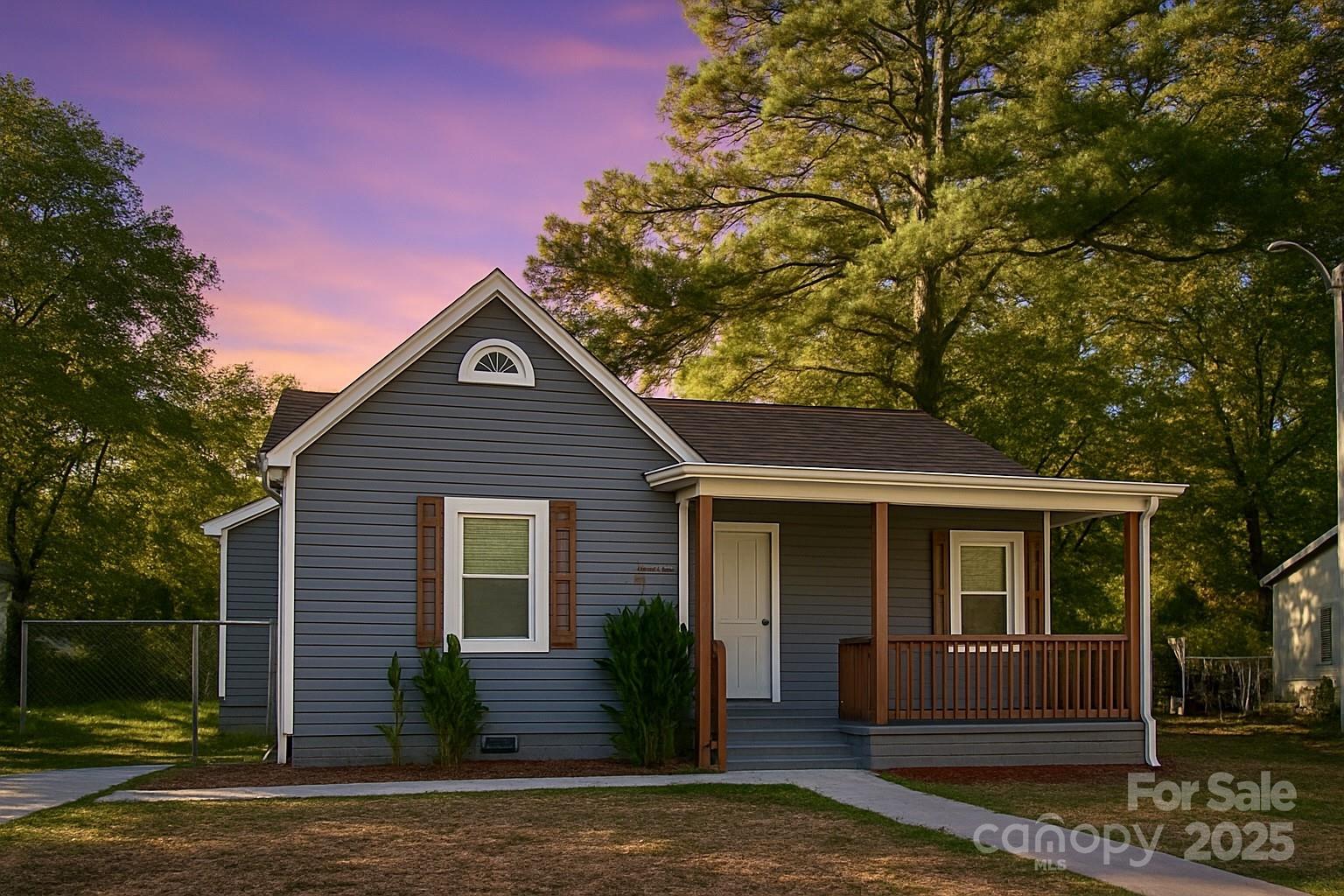 403 N Ransom Street Property Photo 1