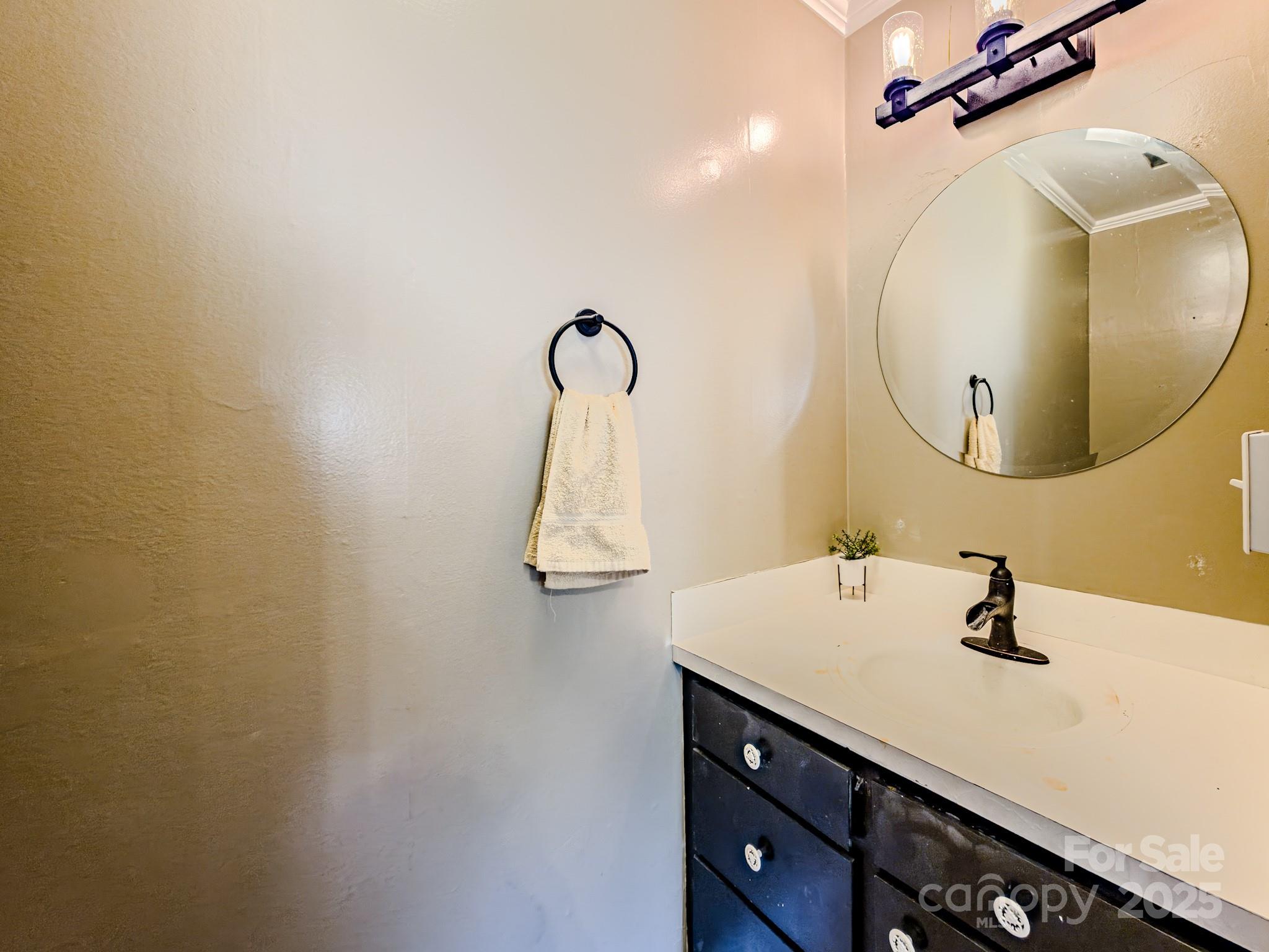 273 Georgia Street Property Photo 11