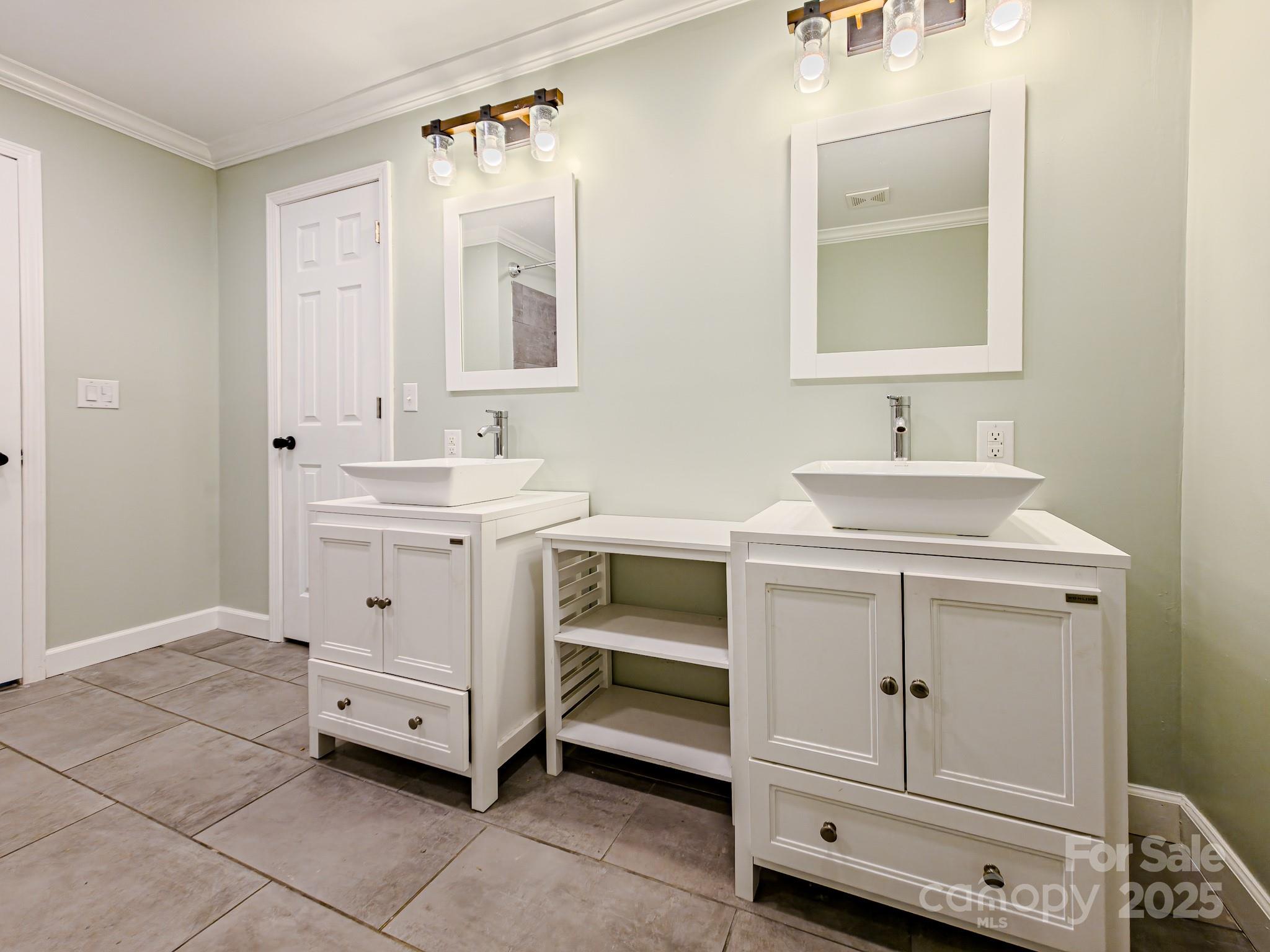 273 Georgia Street Property Photo 14