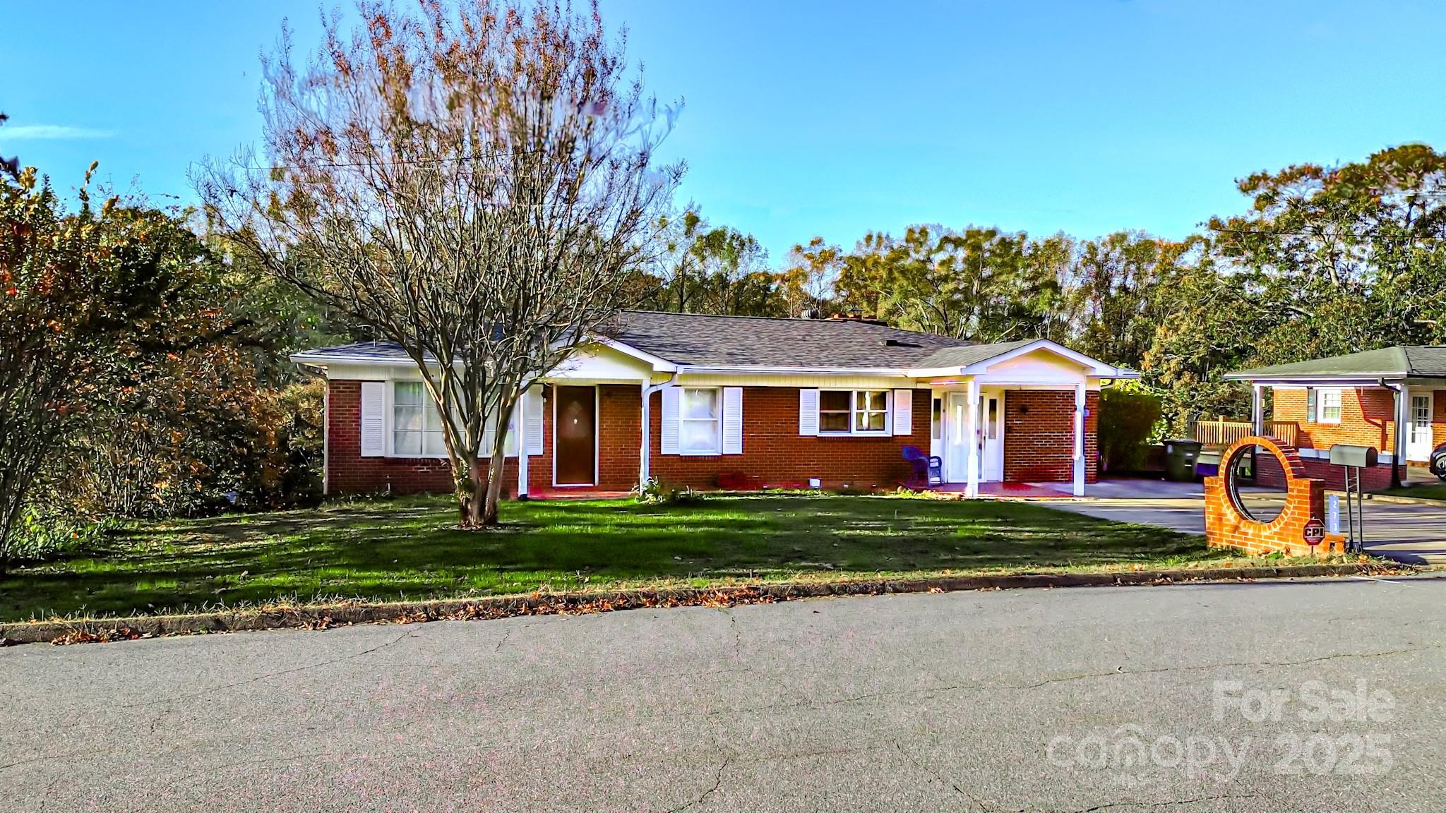 273 Georgia Street Property Photo 43