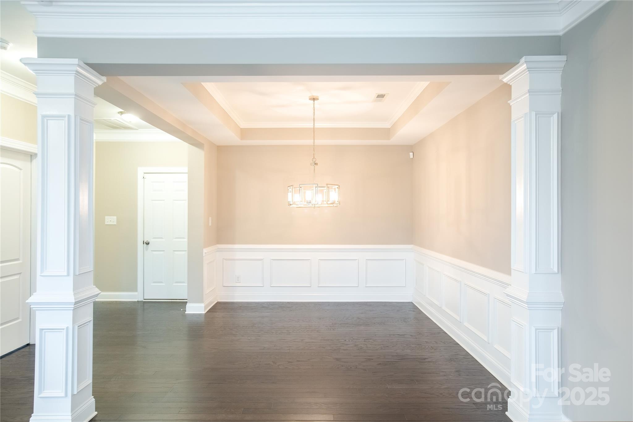 218 Crane Creek Way Property Photo 9