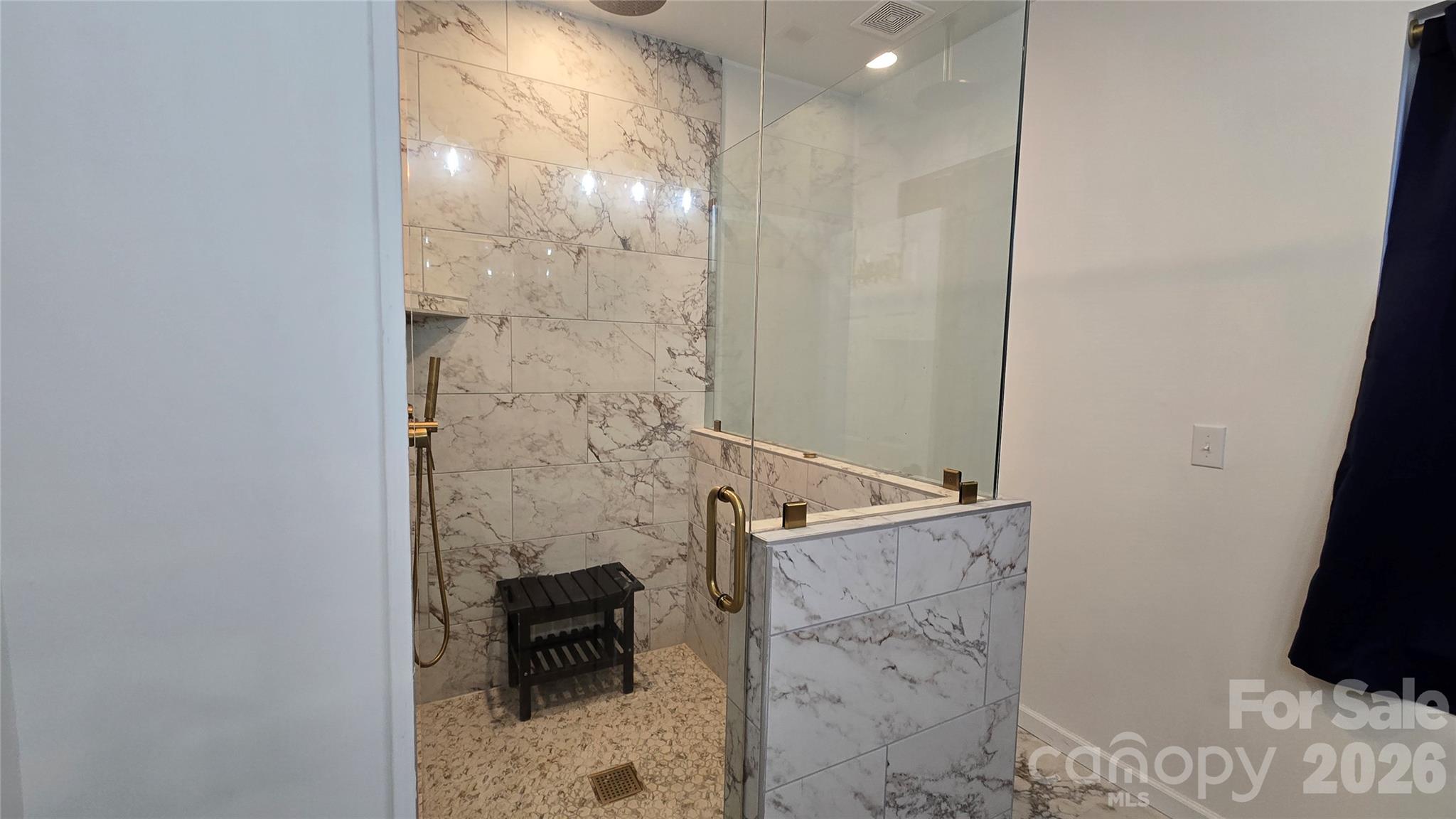 828 Cabaniss Drive Property Photo 6