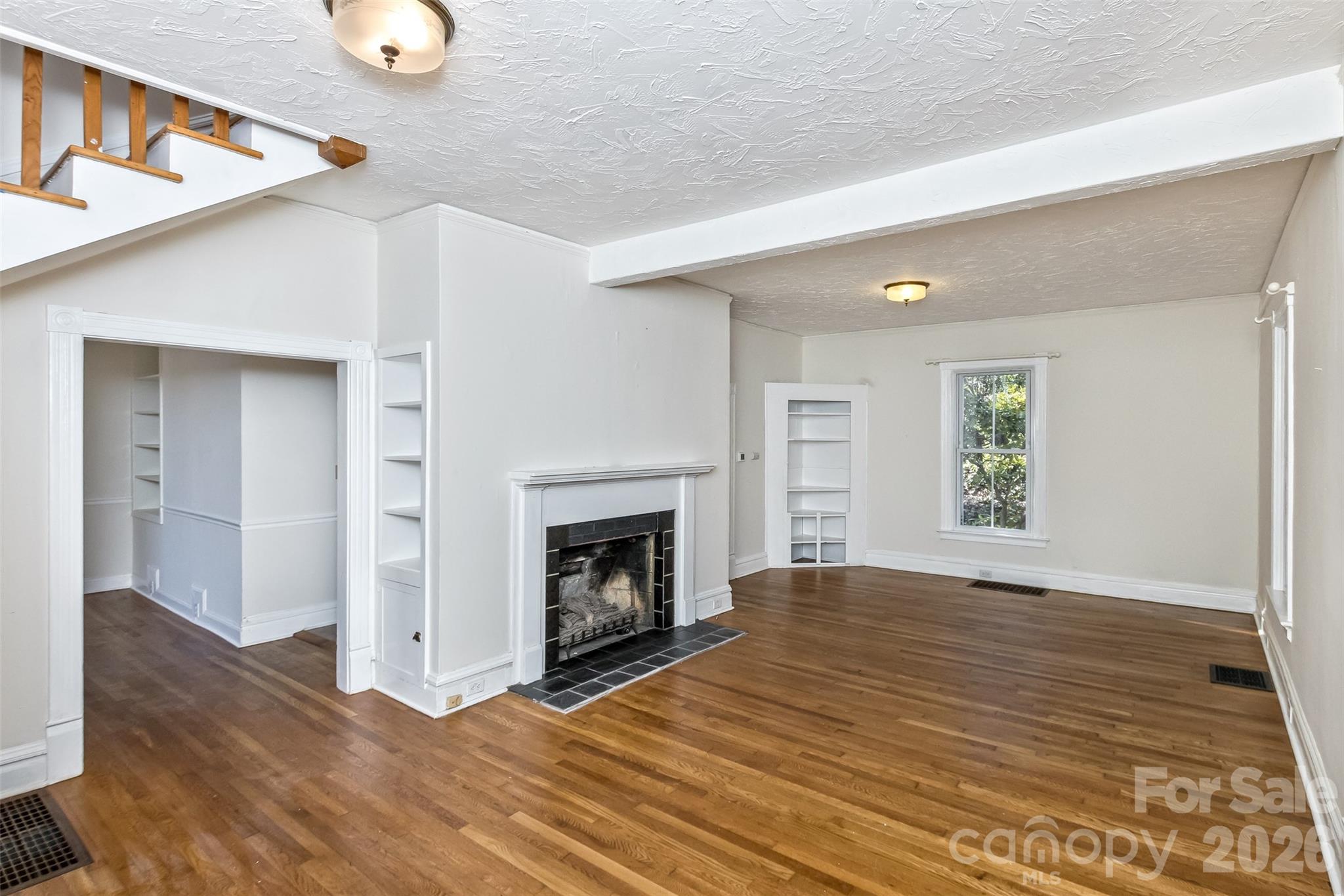 195 Terrace Drive Property Photo 3