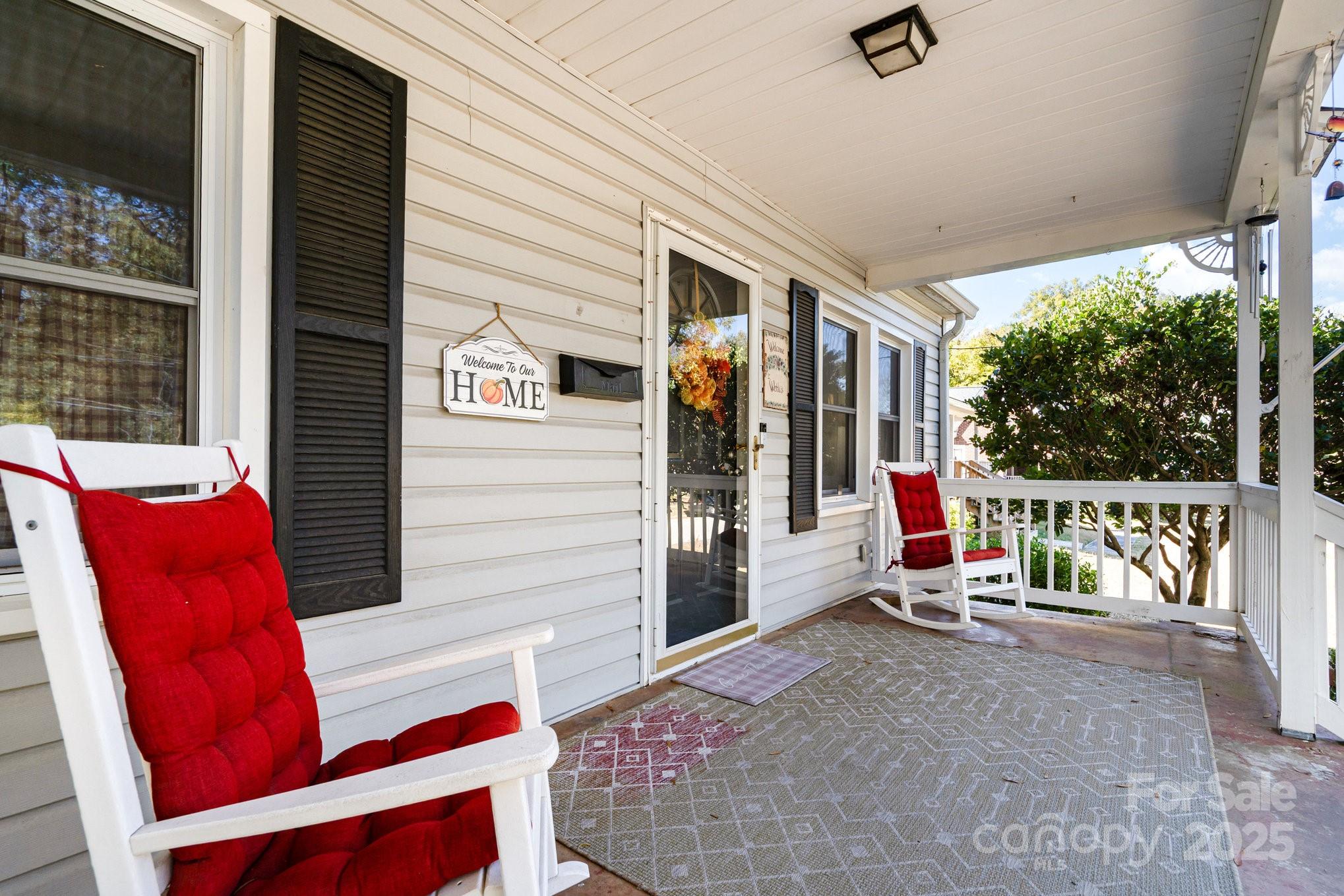 342 Pickens Street Property Photo 5