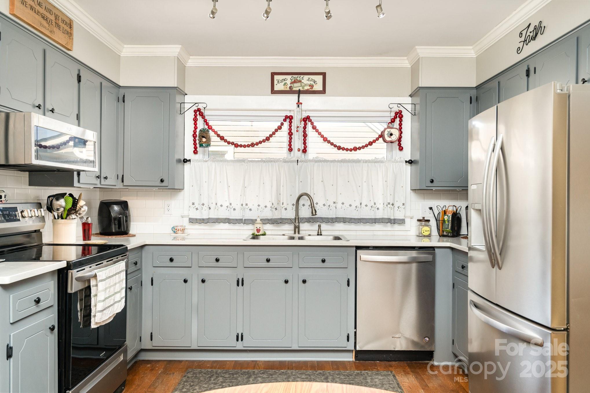 342 Pickens Street Property Photo 12