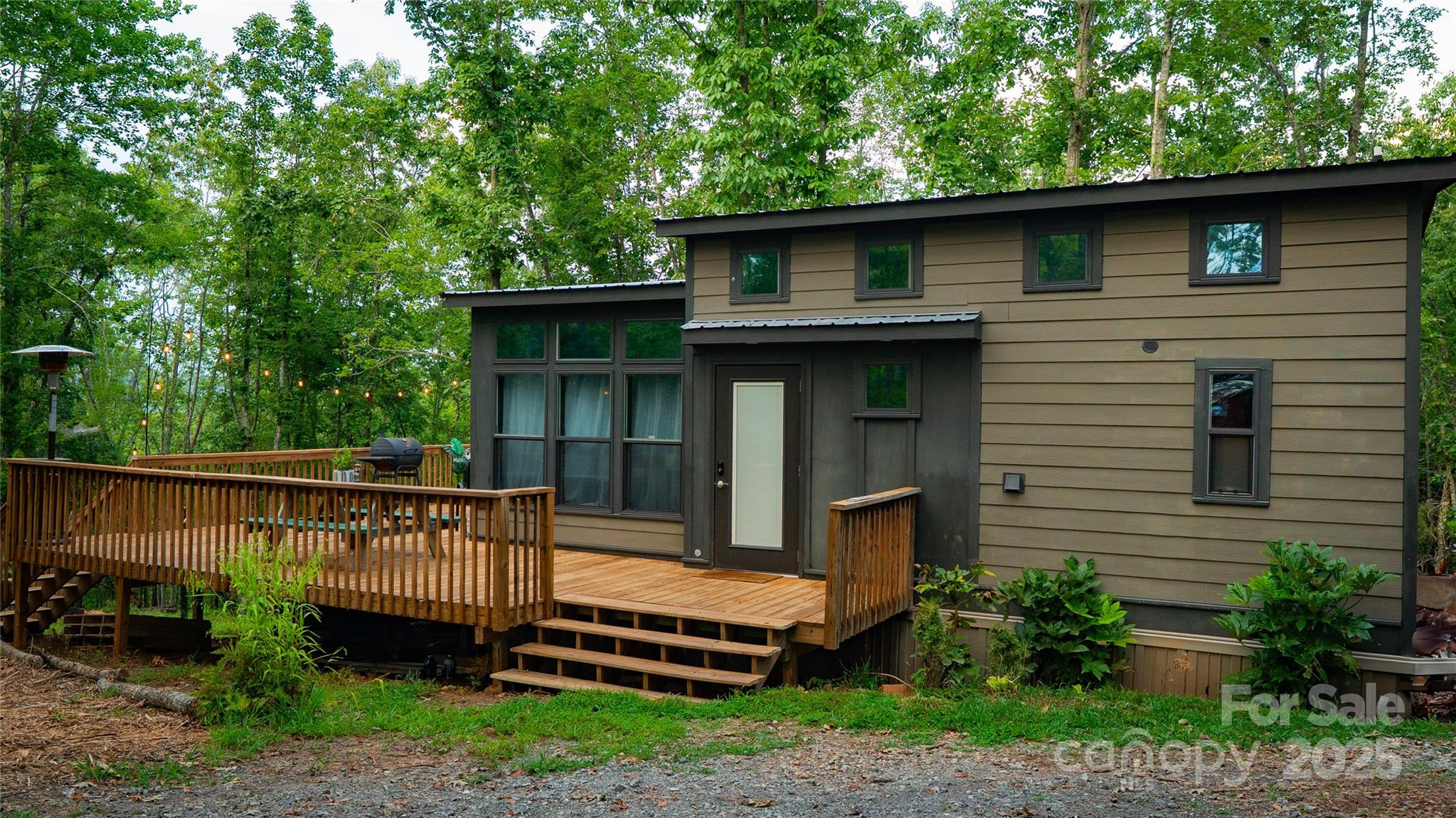 221 Summerfield Lane Property Photo 13