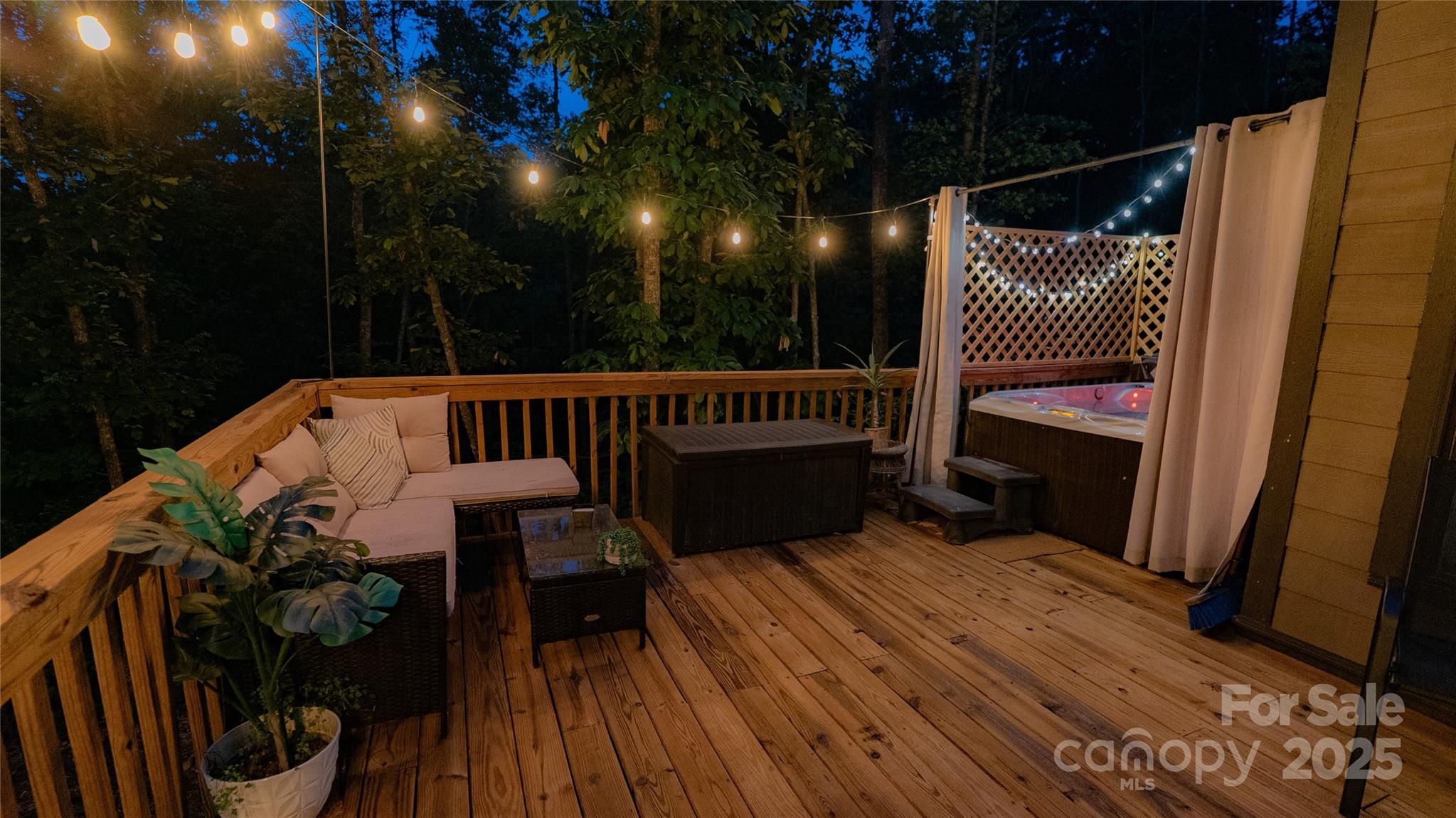 221 Summerfield Lane Property Photo 17