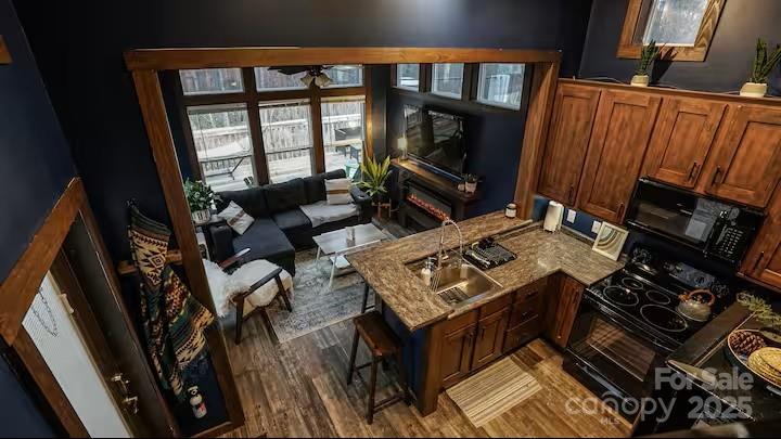 221 Summerfield Lane Property Photo 23