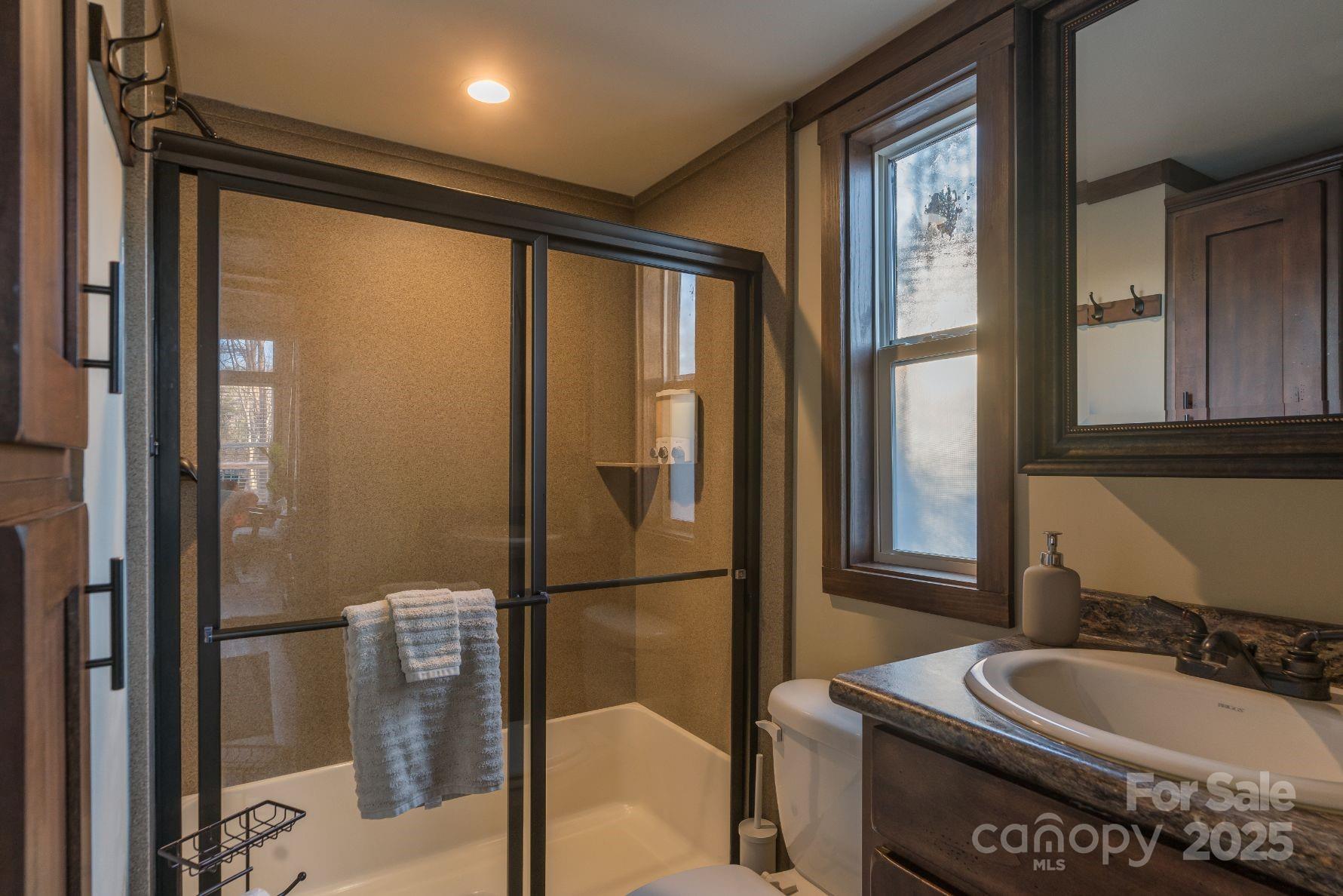 221 Summerfield Lane Property Photo 26