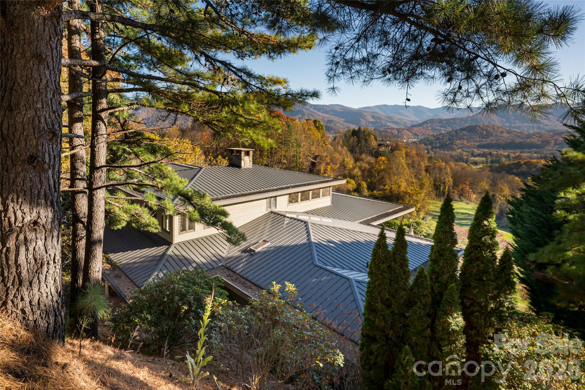 820 Laurel Ridge Drive Property Photo 8