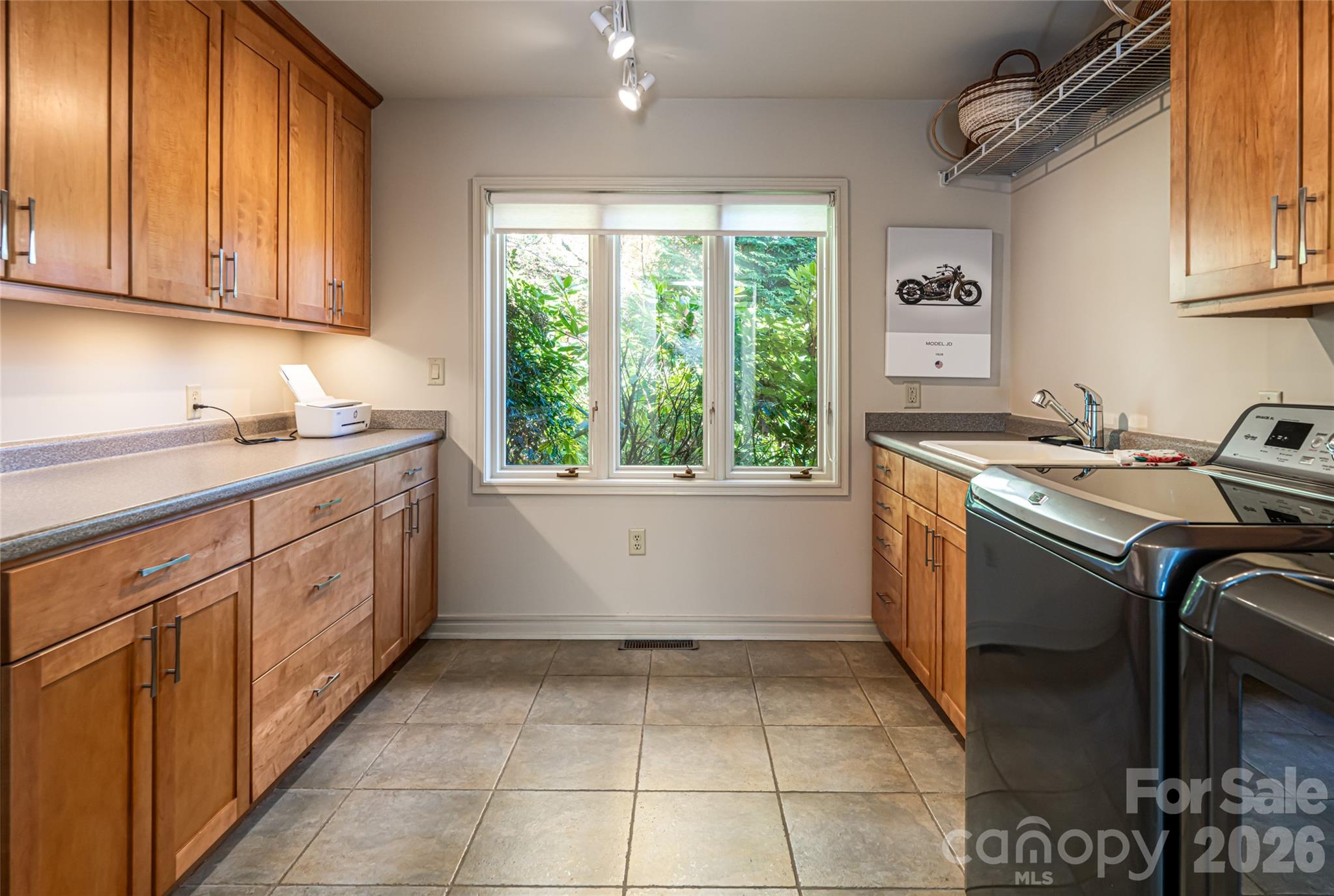 820 Laurel Ridge Drive Property Photo 30