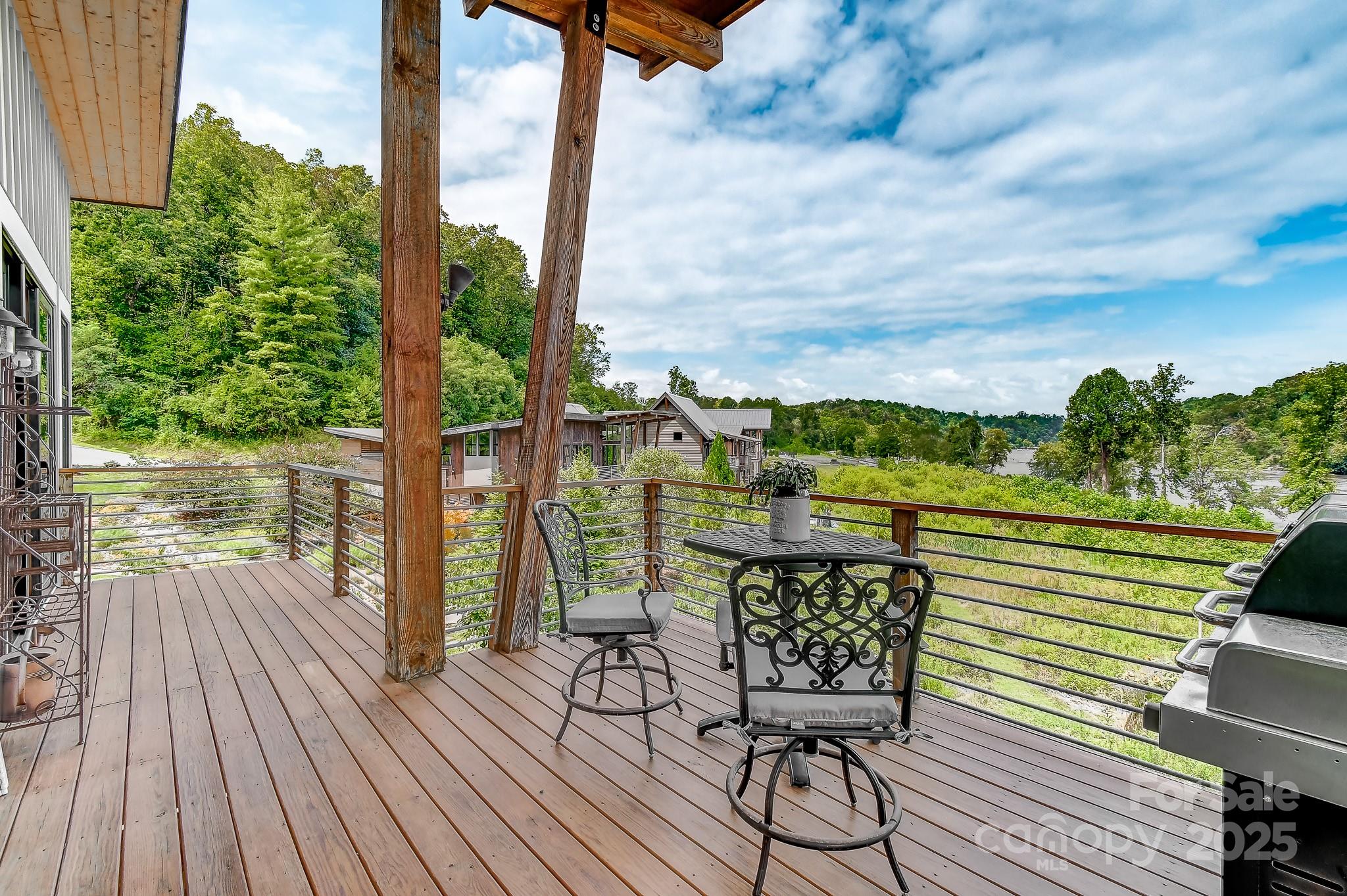 8 Crossvine Alley Property Photo 12