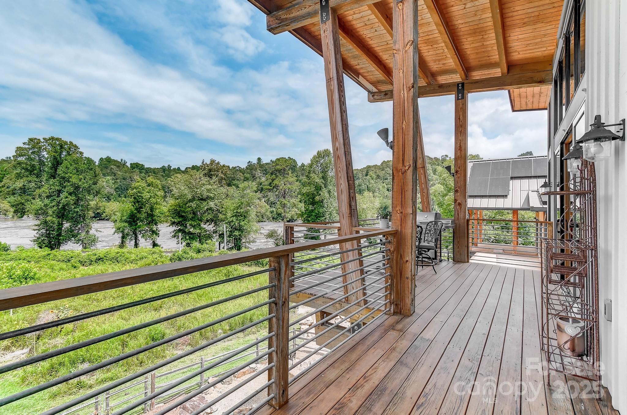 8 Crossvine Alley Property Photo 13