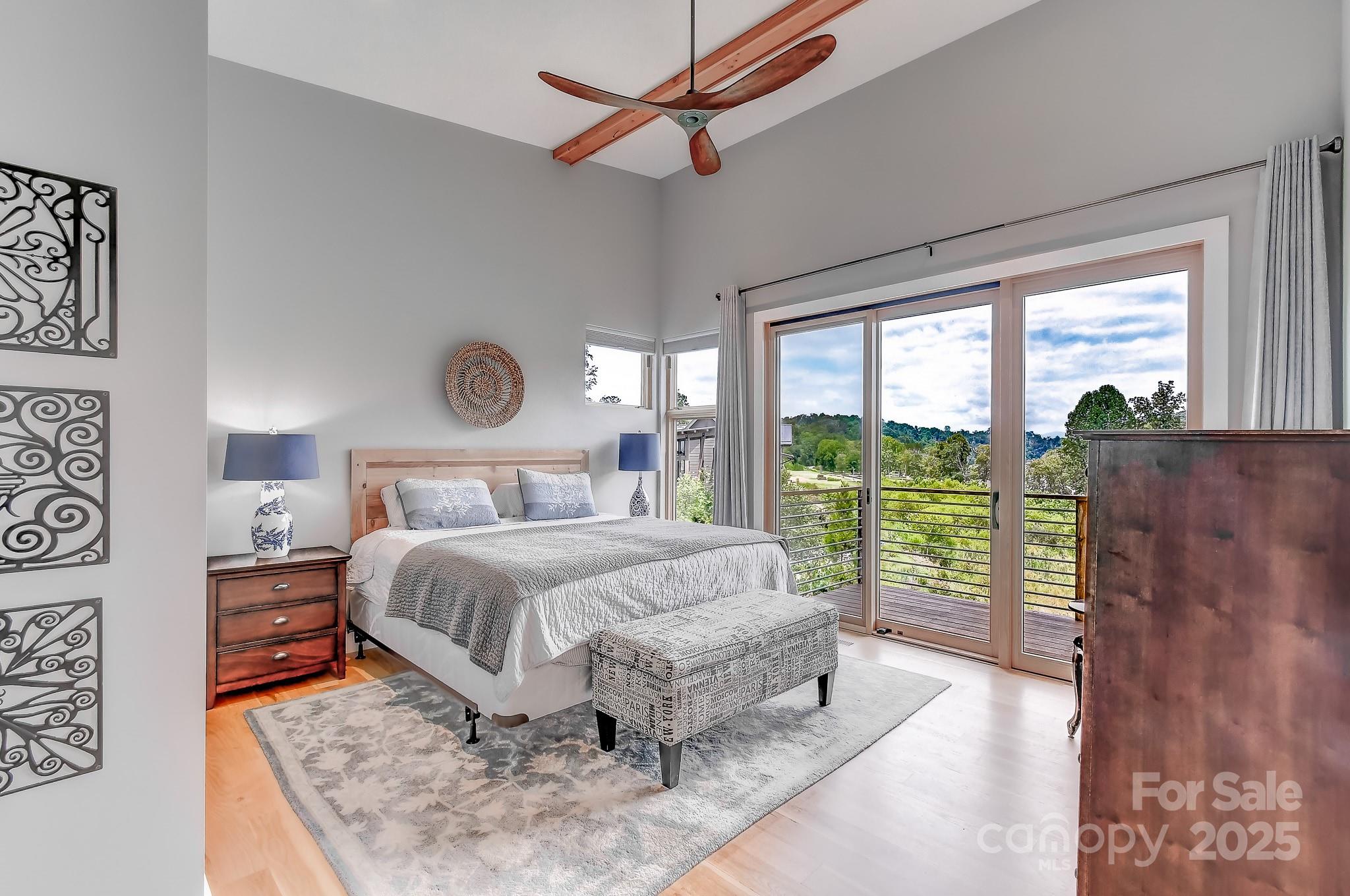 8 Crossvine Alley Property Photo 15