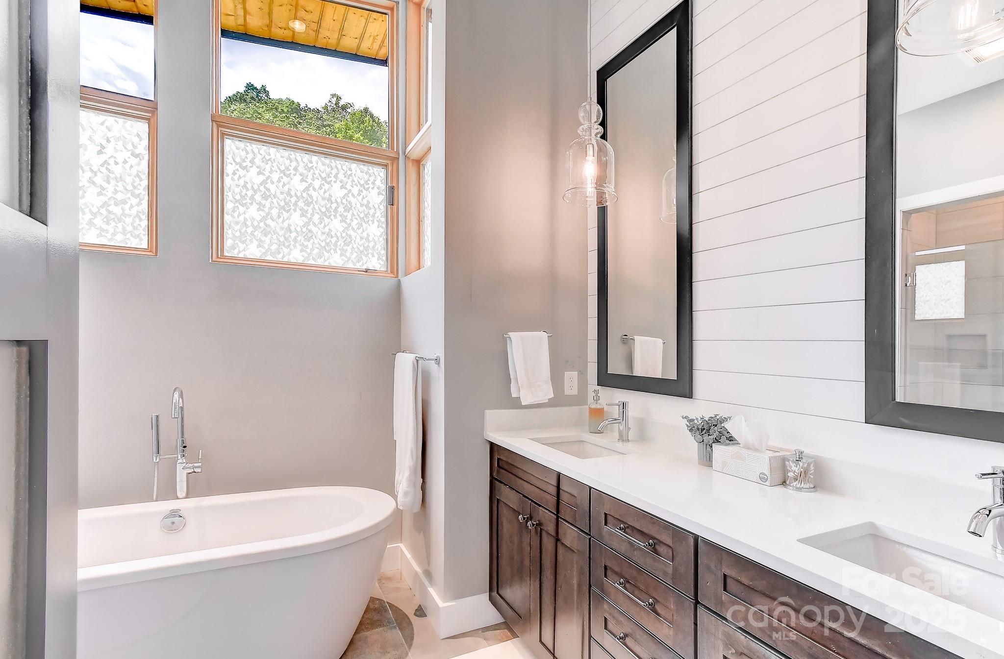 8 Crossvine Alley Property Photo 26