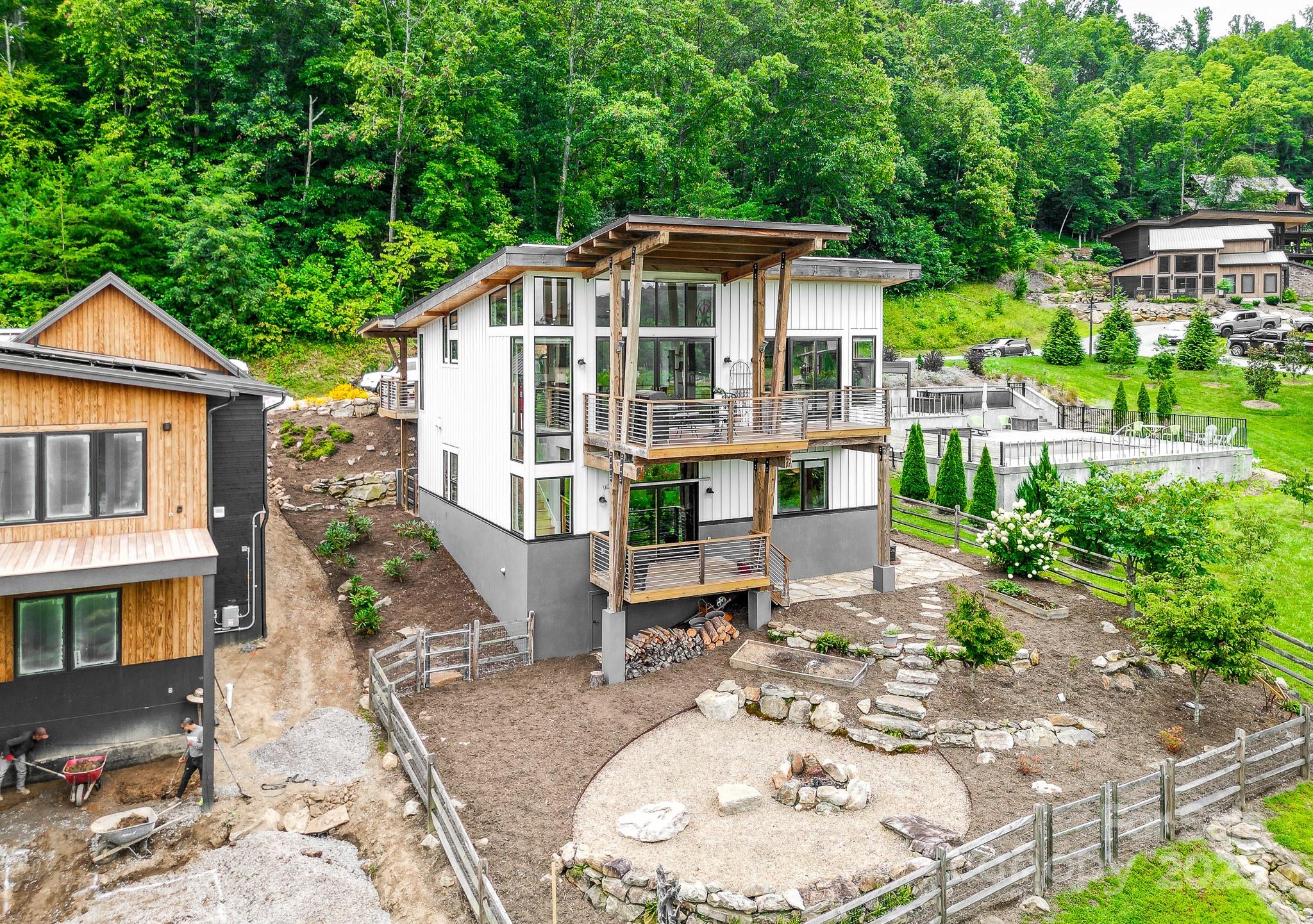 8 Crossvine Alley Property Photo 34