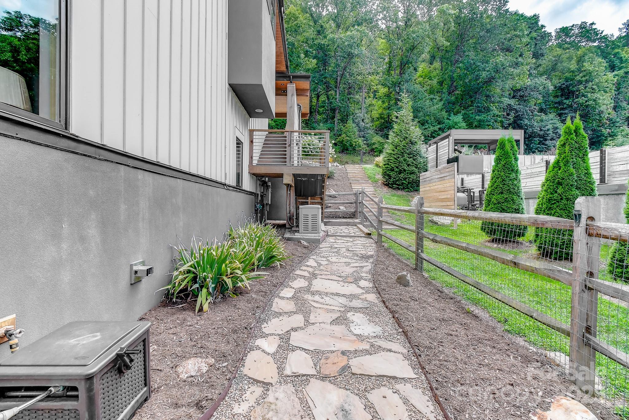 8 Crossvine Alley Property Photo 40