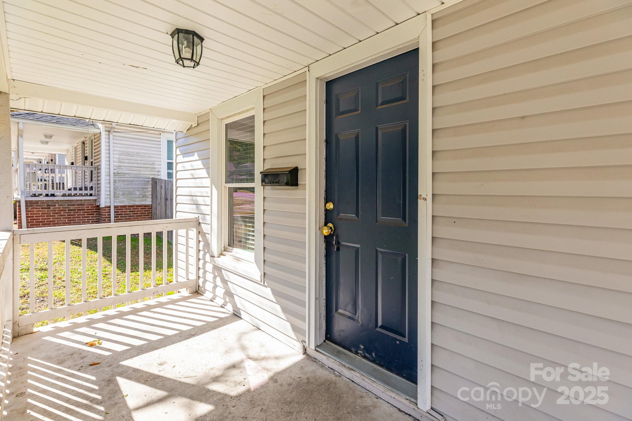 659 - 661 Wilson Street Property Photo 4