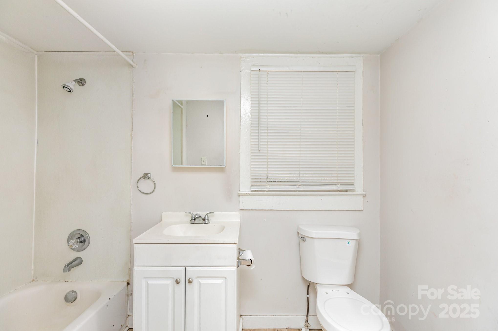 659 - 661 Wilson Street Property Photo 14