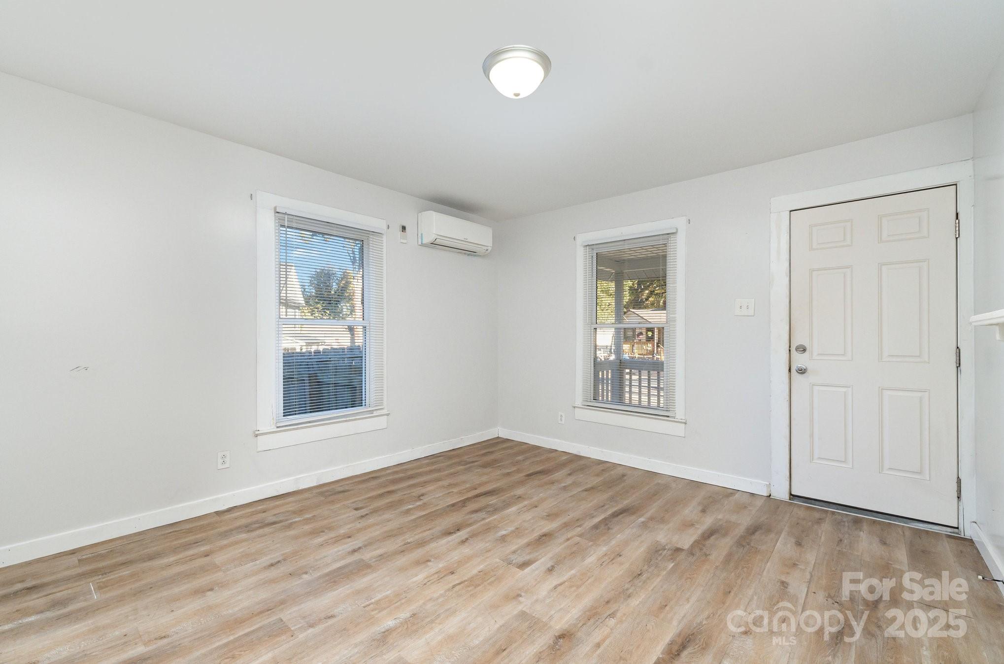 659 - 661 Wilson Street Property Photo 16