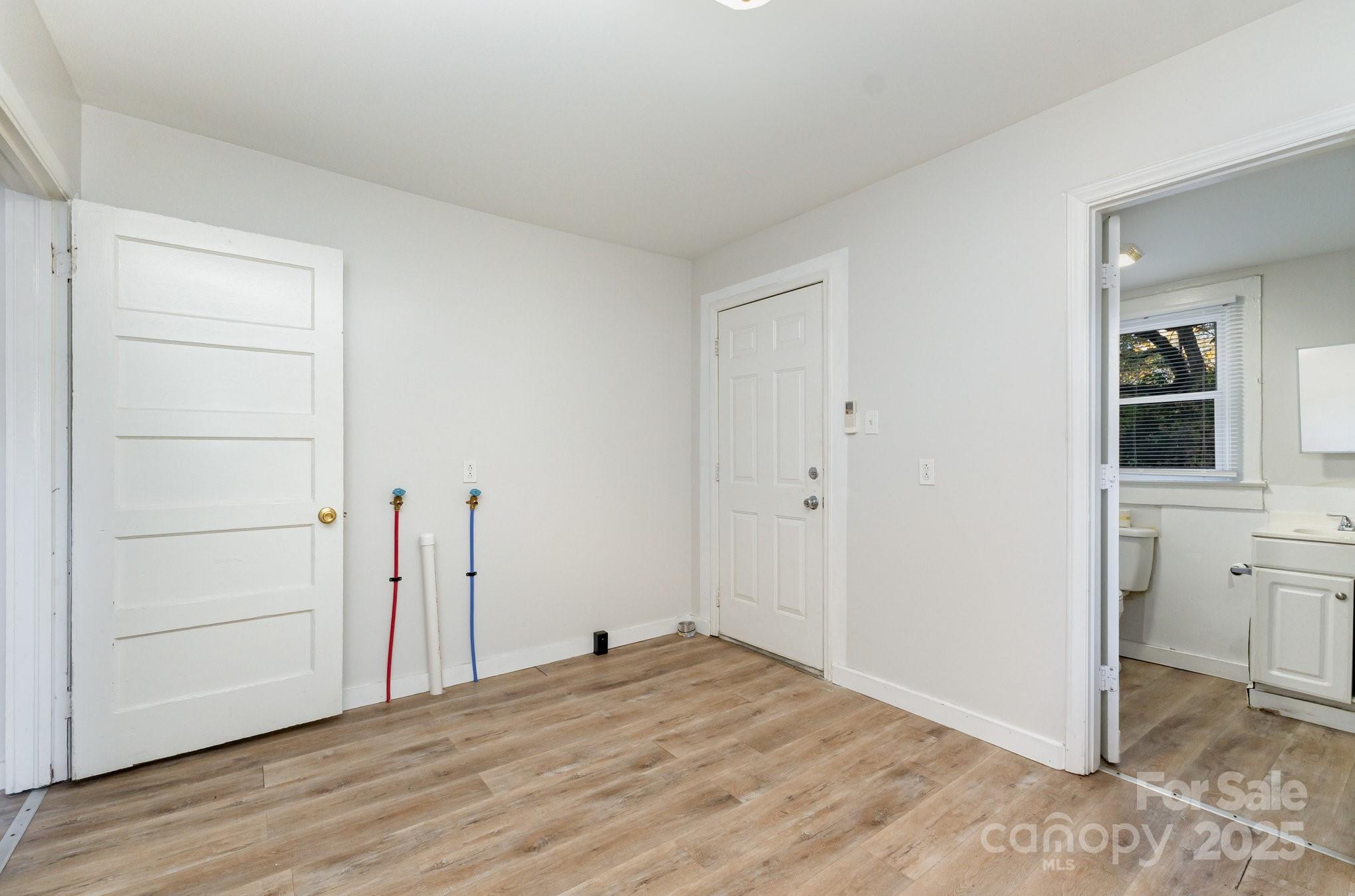 659 - 661 Wilson Street Property Photo 21